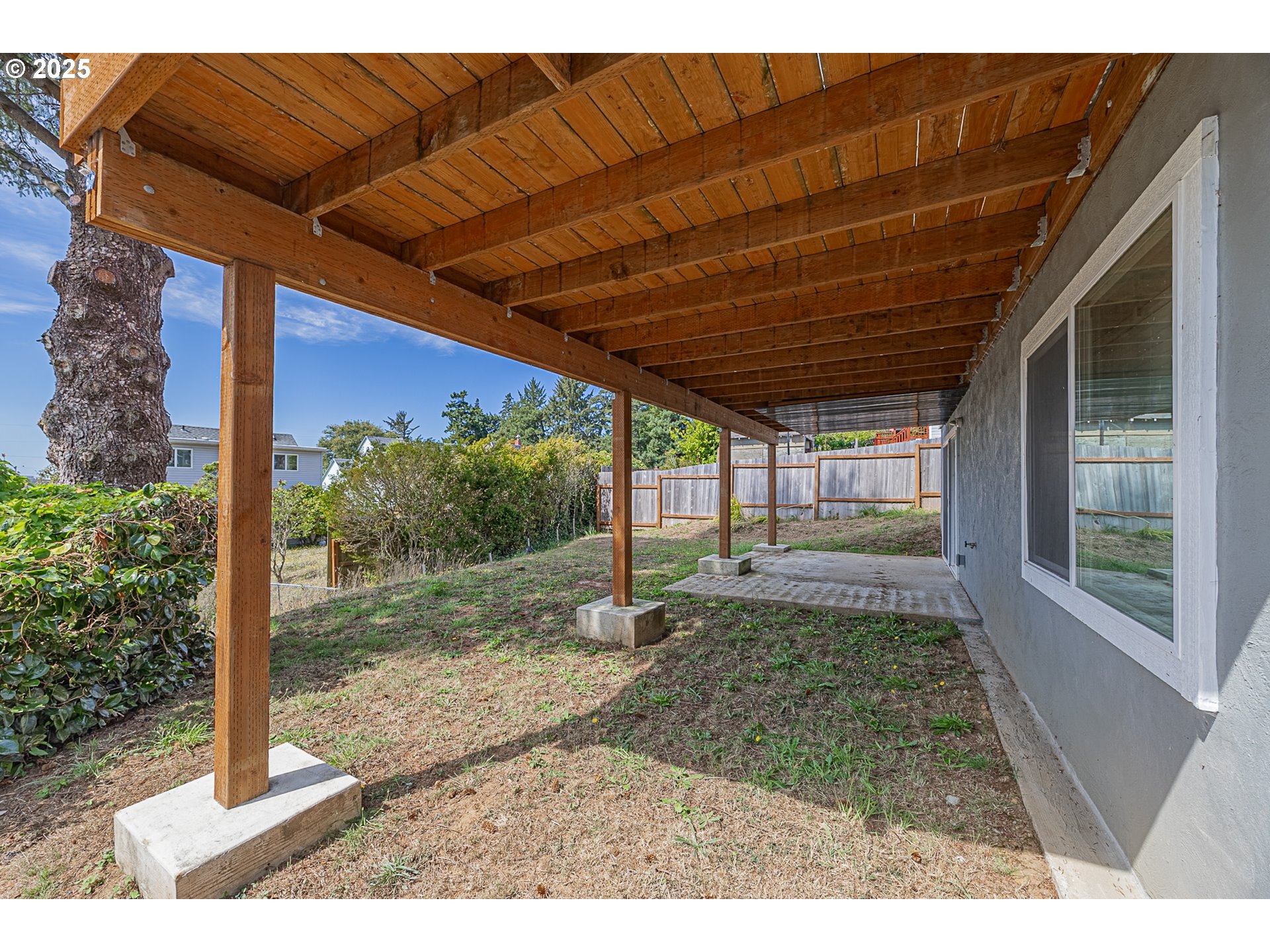 property viewer photo 37