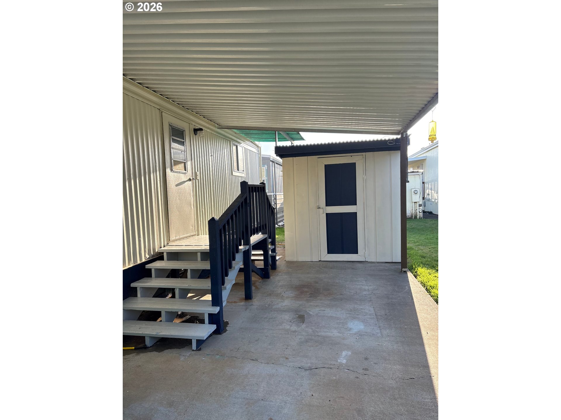 main property photo 15