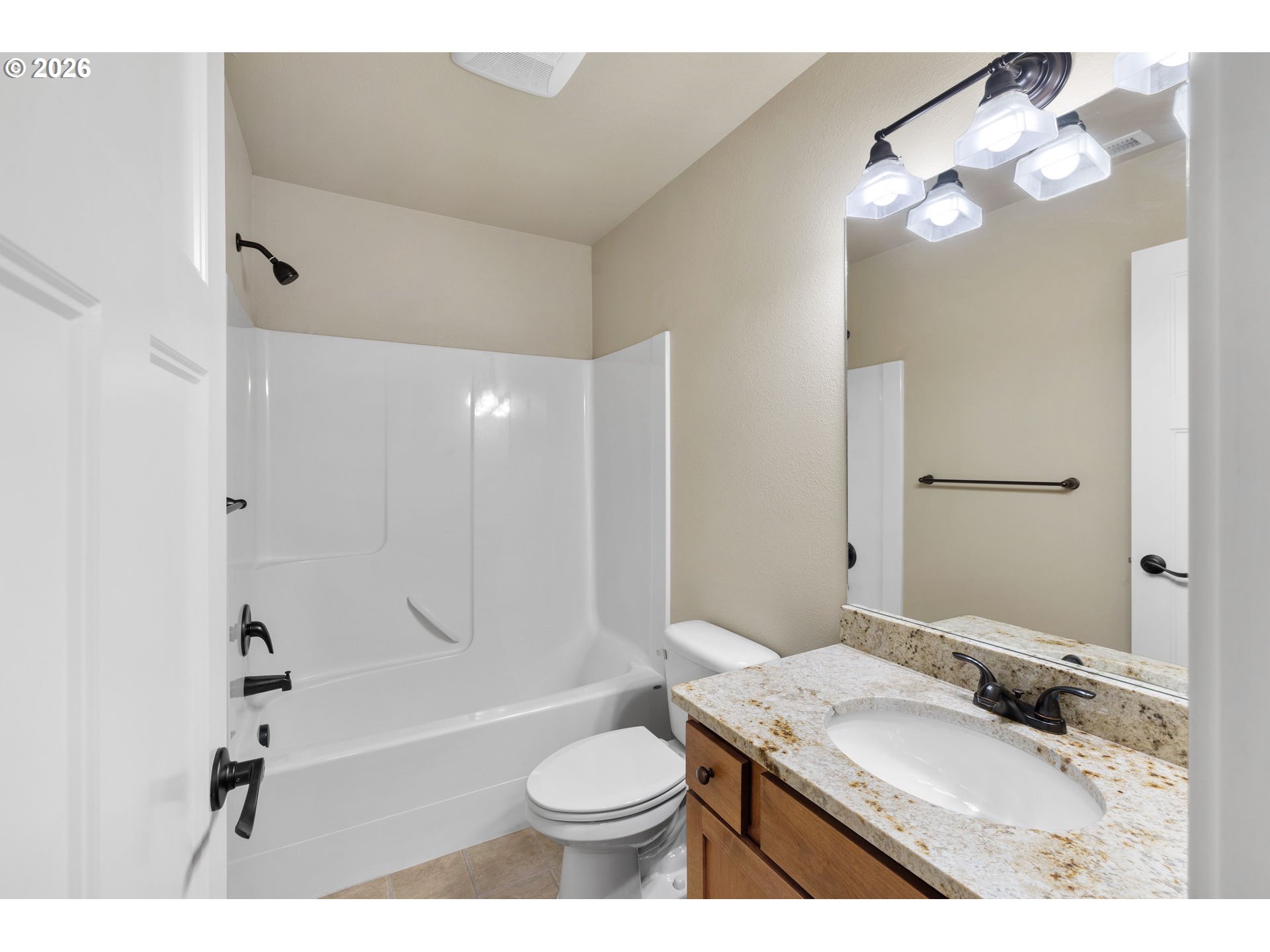 property viewer photo 30