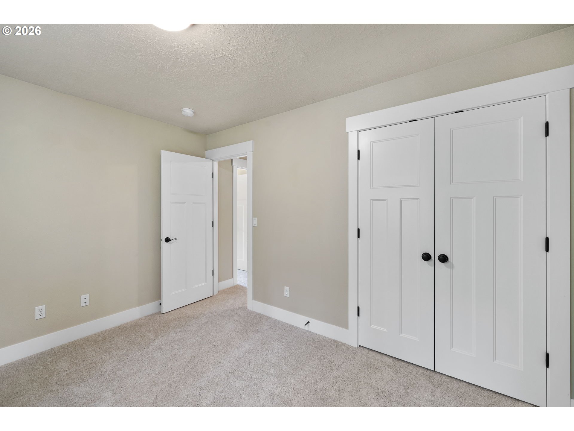 property viewer photo 31