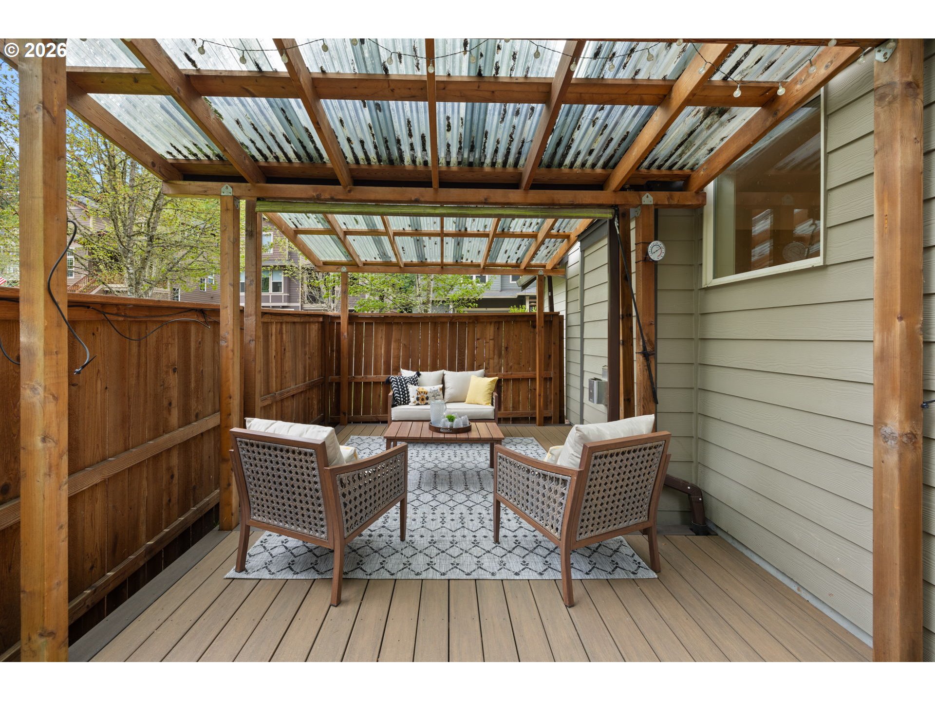 property viewer photo 35