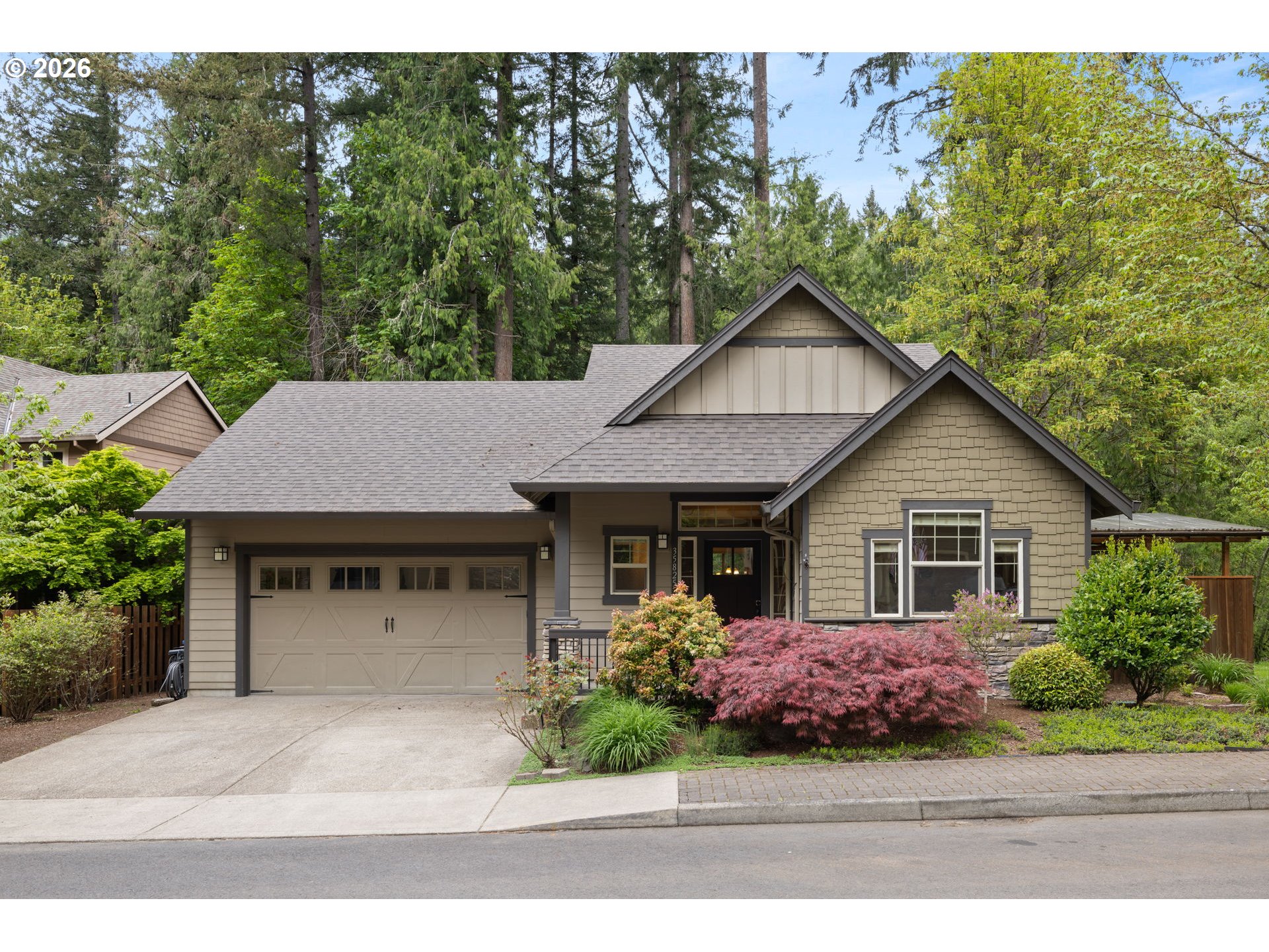 property viewer photo 4