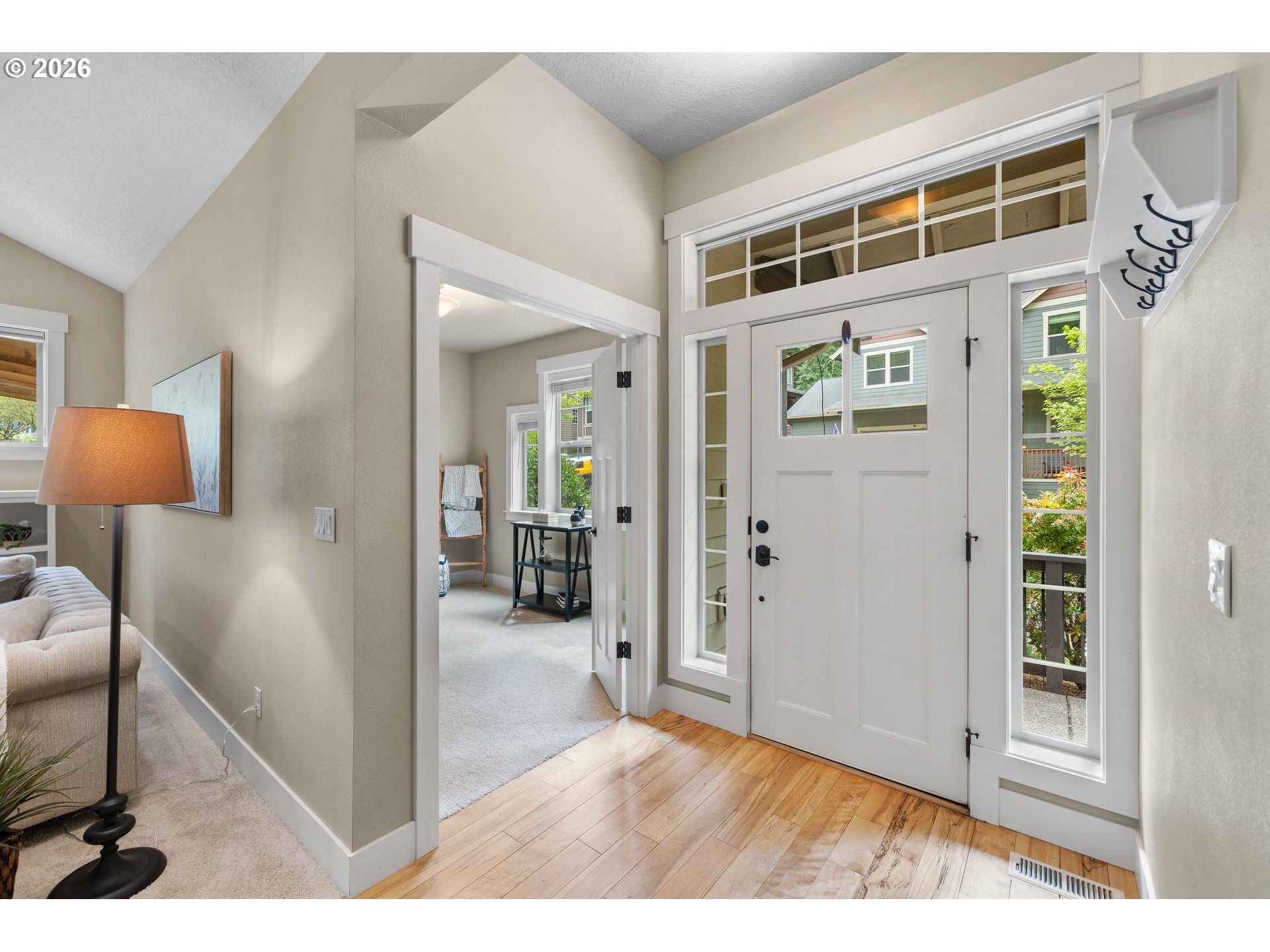 property viewer photo 6