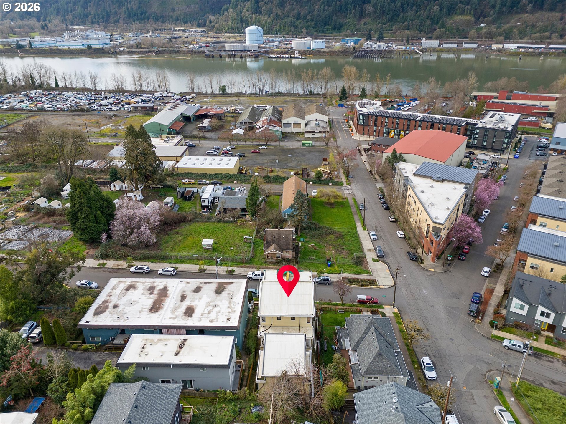 main property photo 4