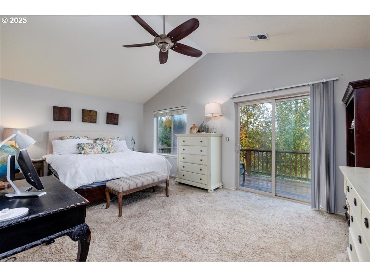 property viewer photo 16
