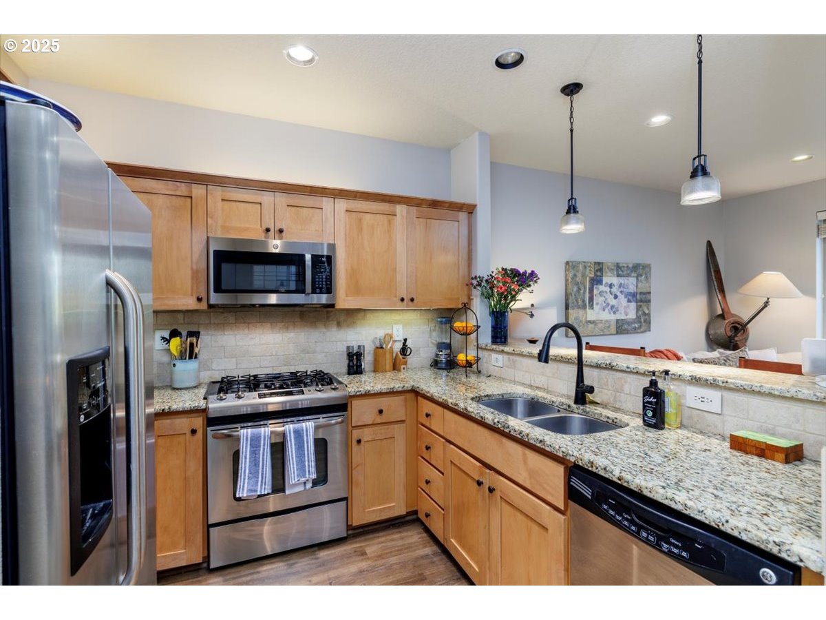 property viewer photo 9