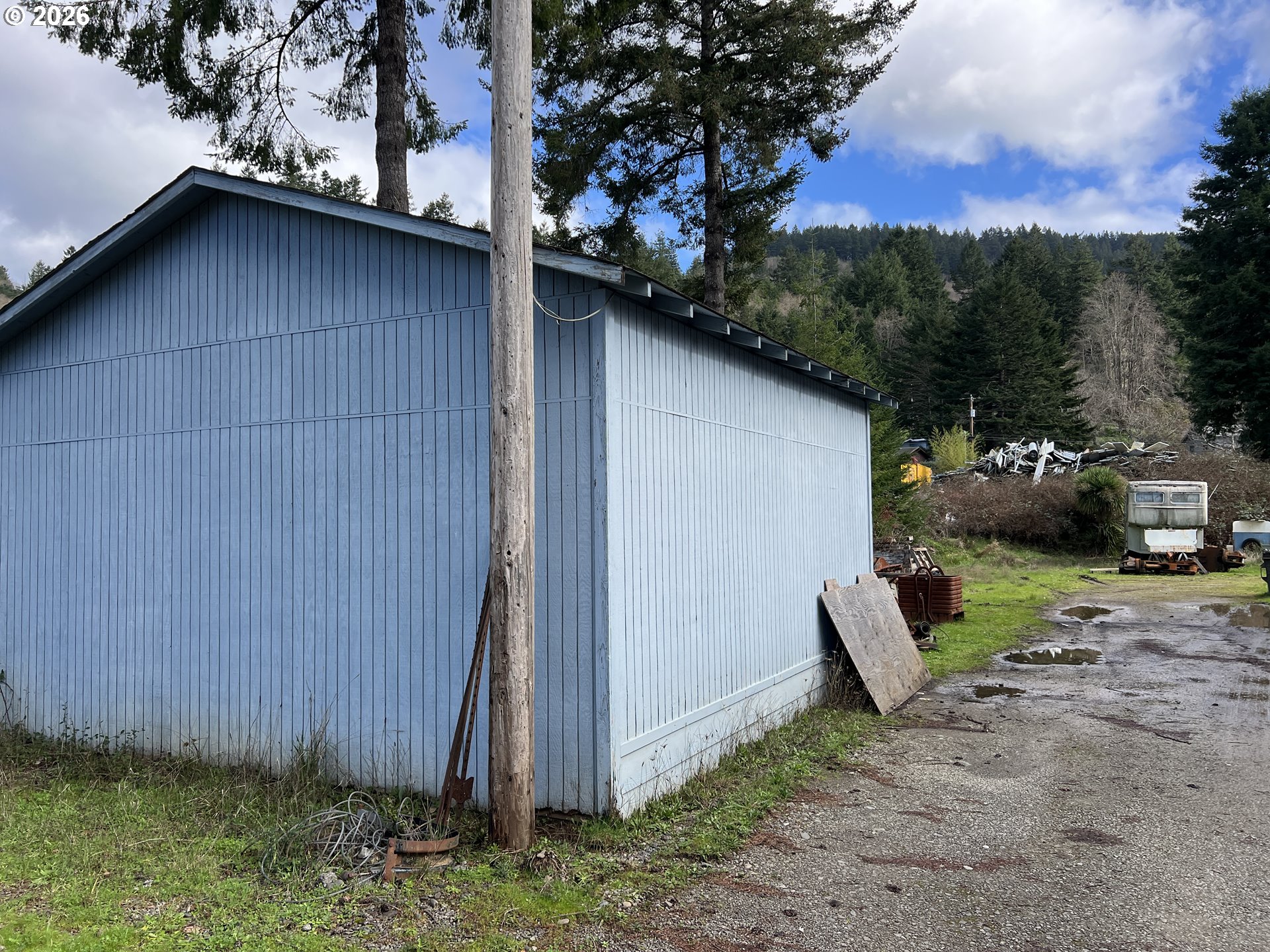 main property photo 5