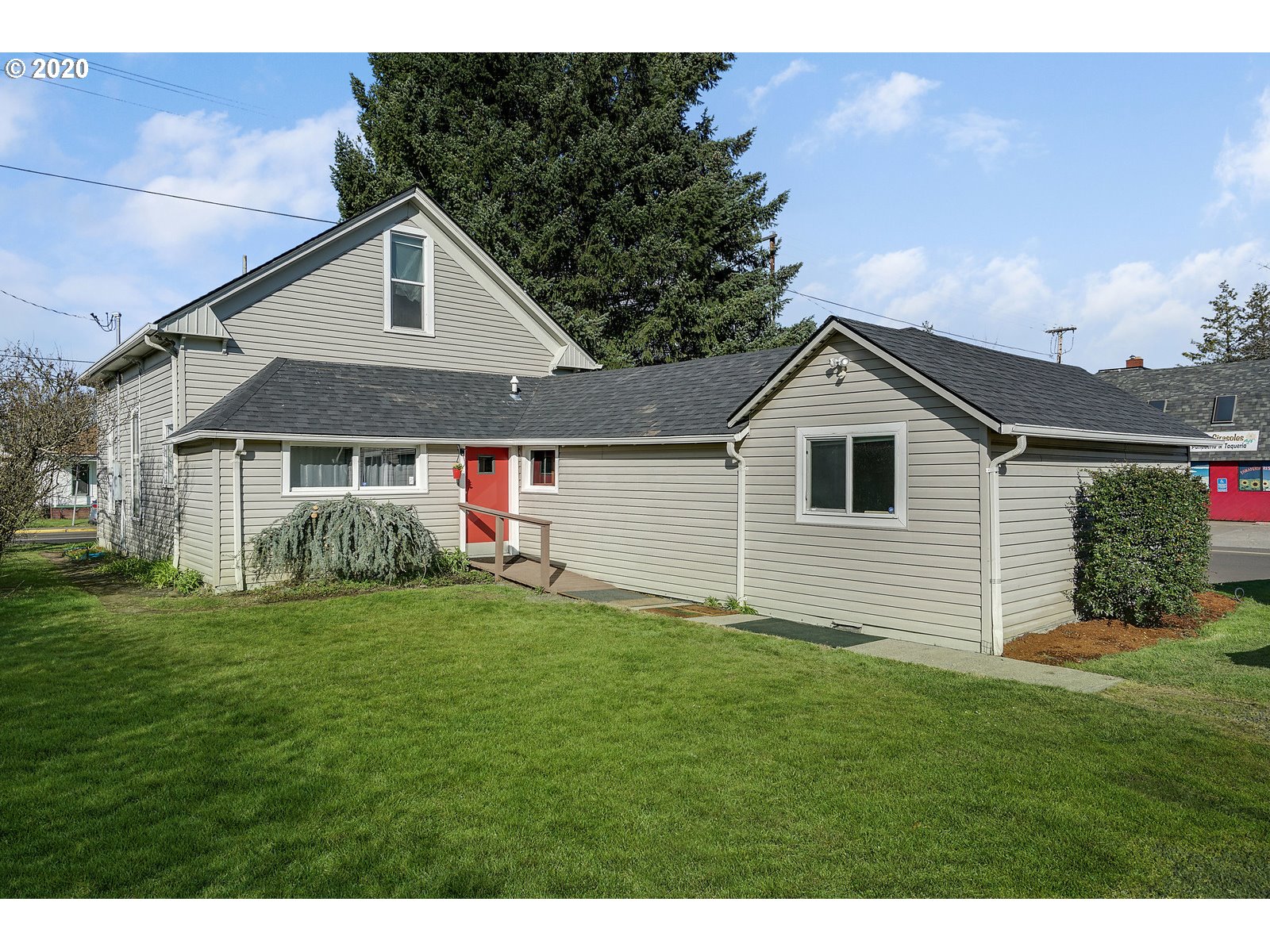 main property photo 15