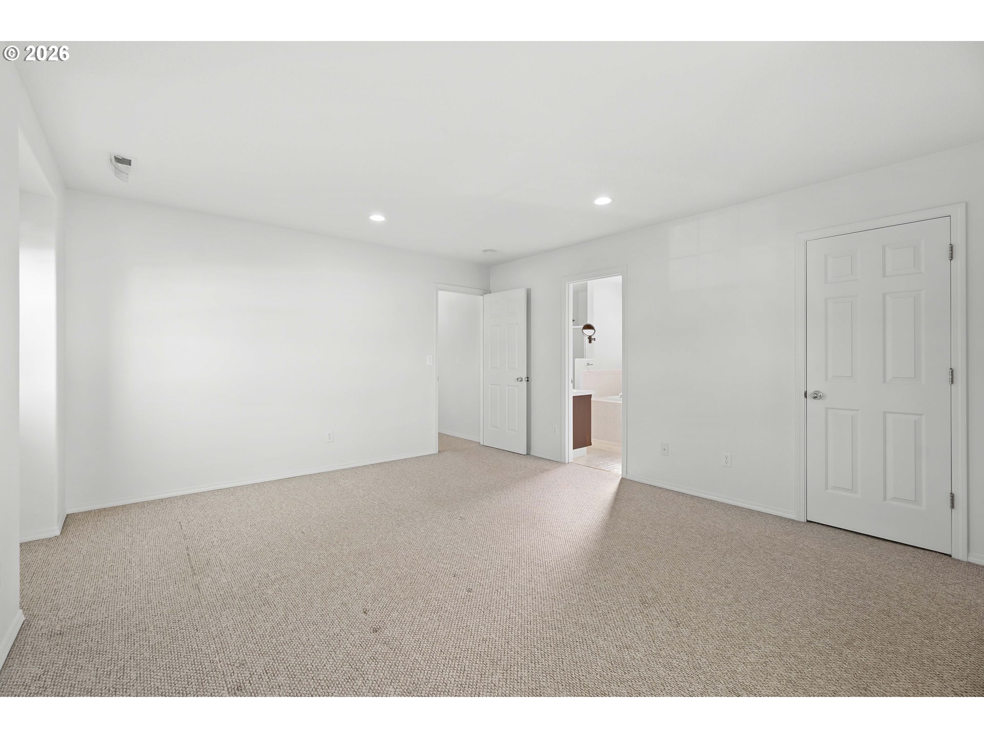 property viewer photo 21