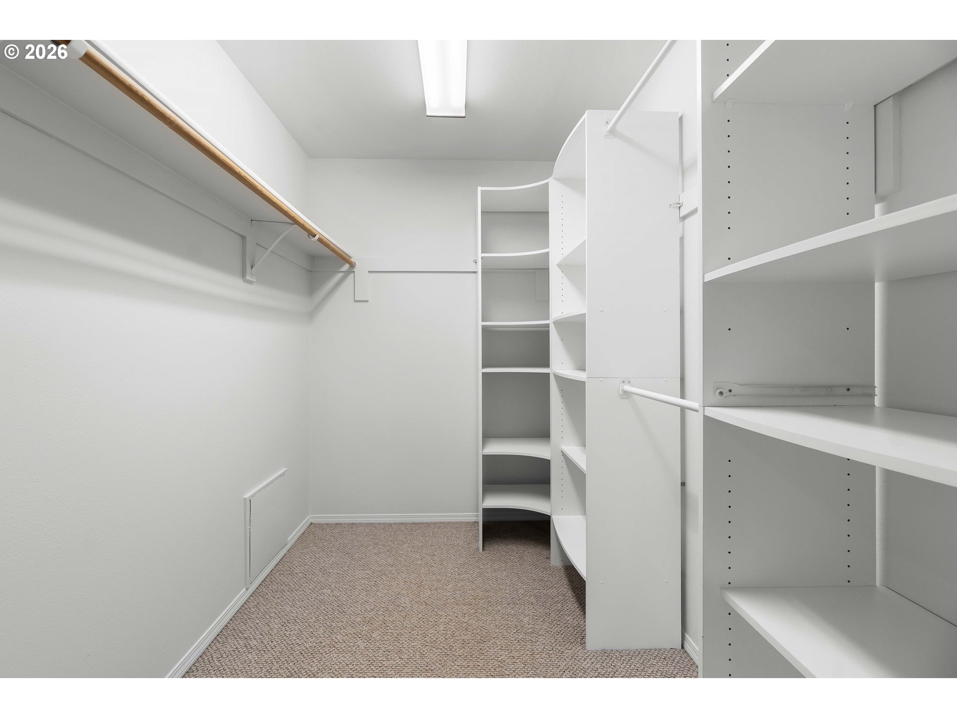 property viewer photo 22