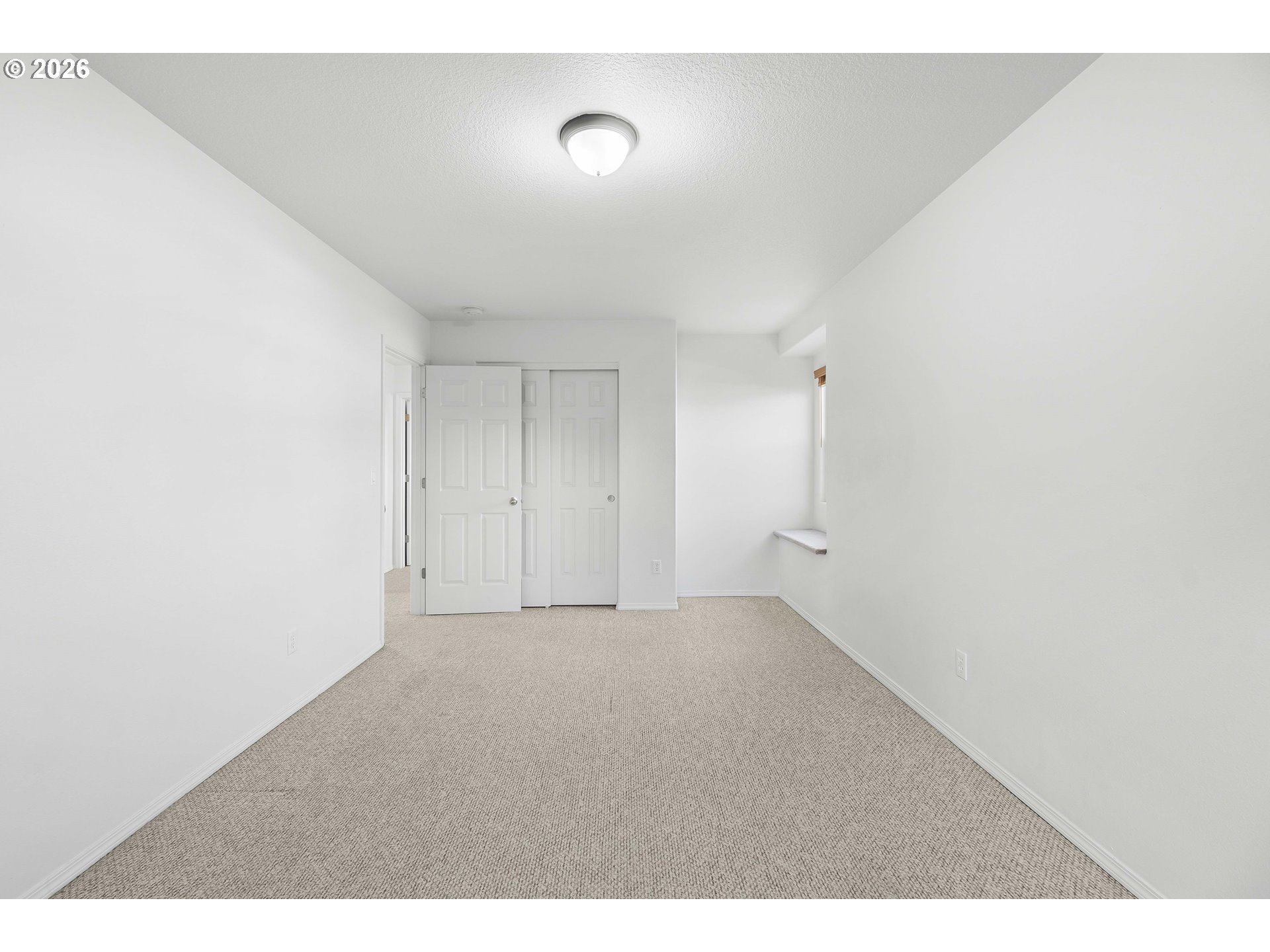 property viewer photo 27