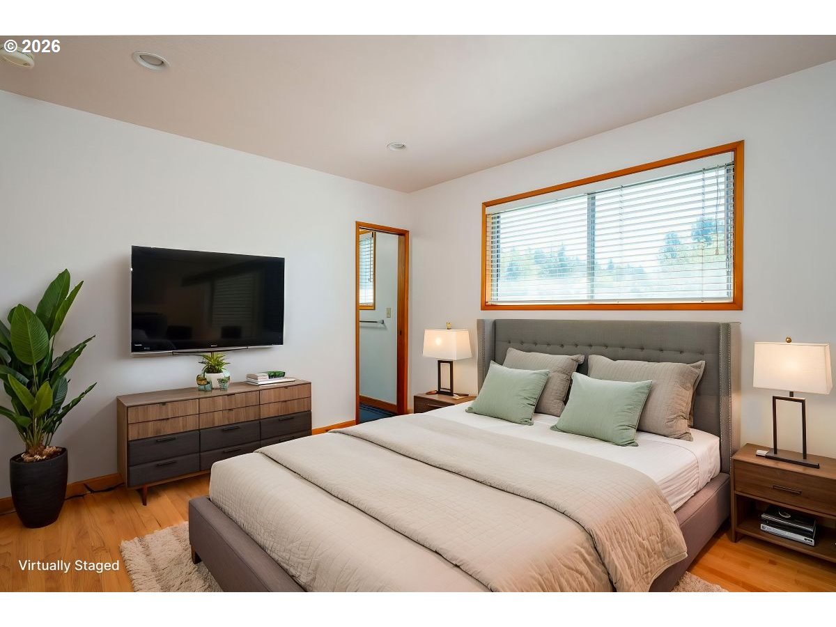 property viewer photo 11