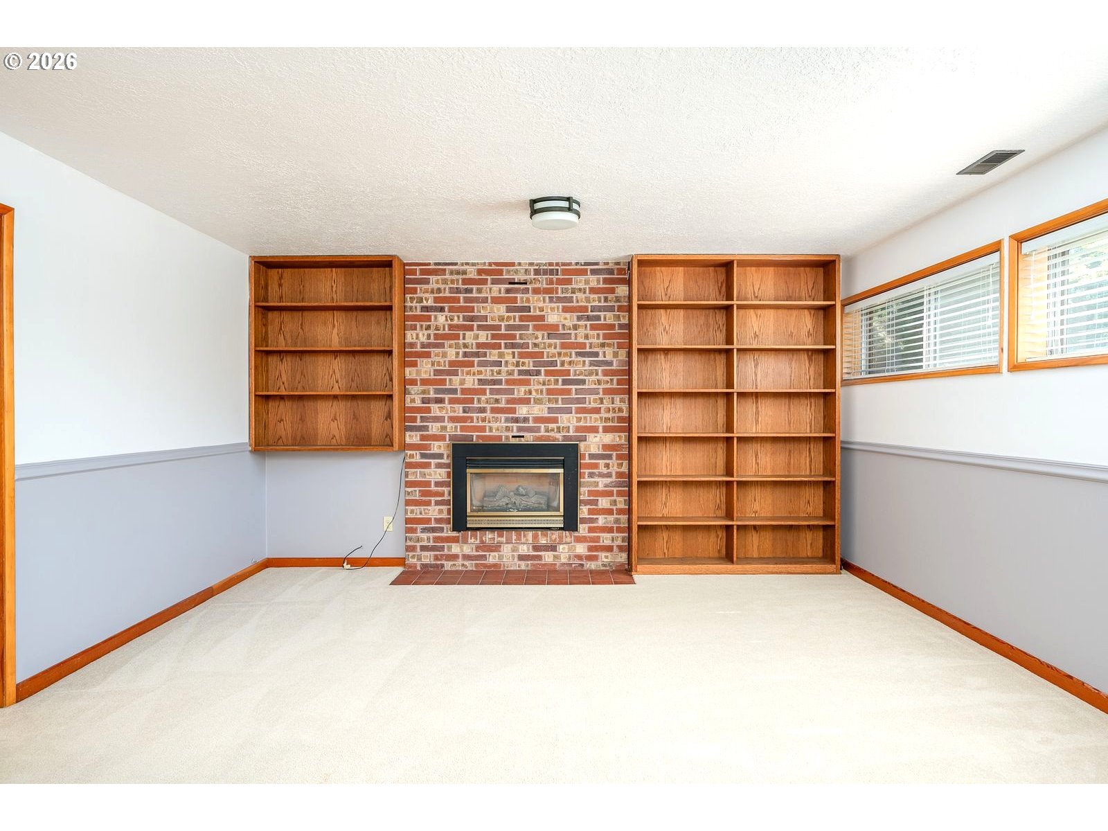 property viewer photo 16