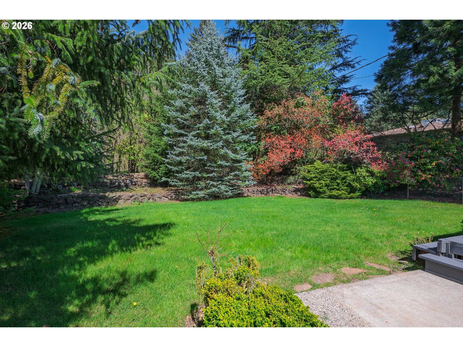 property viewer photo 25