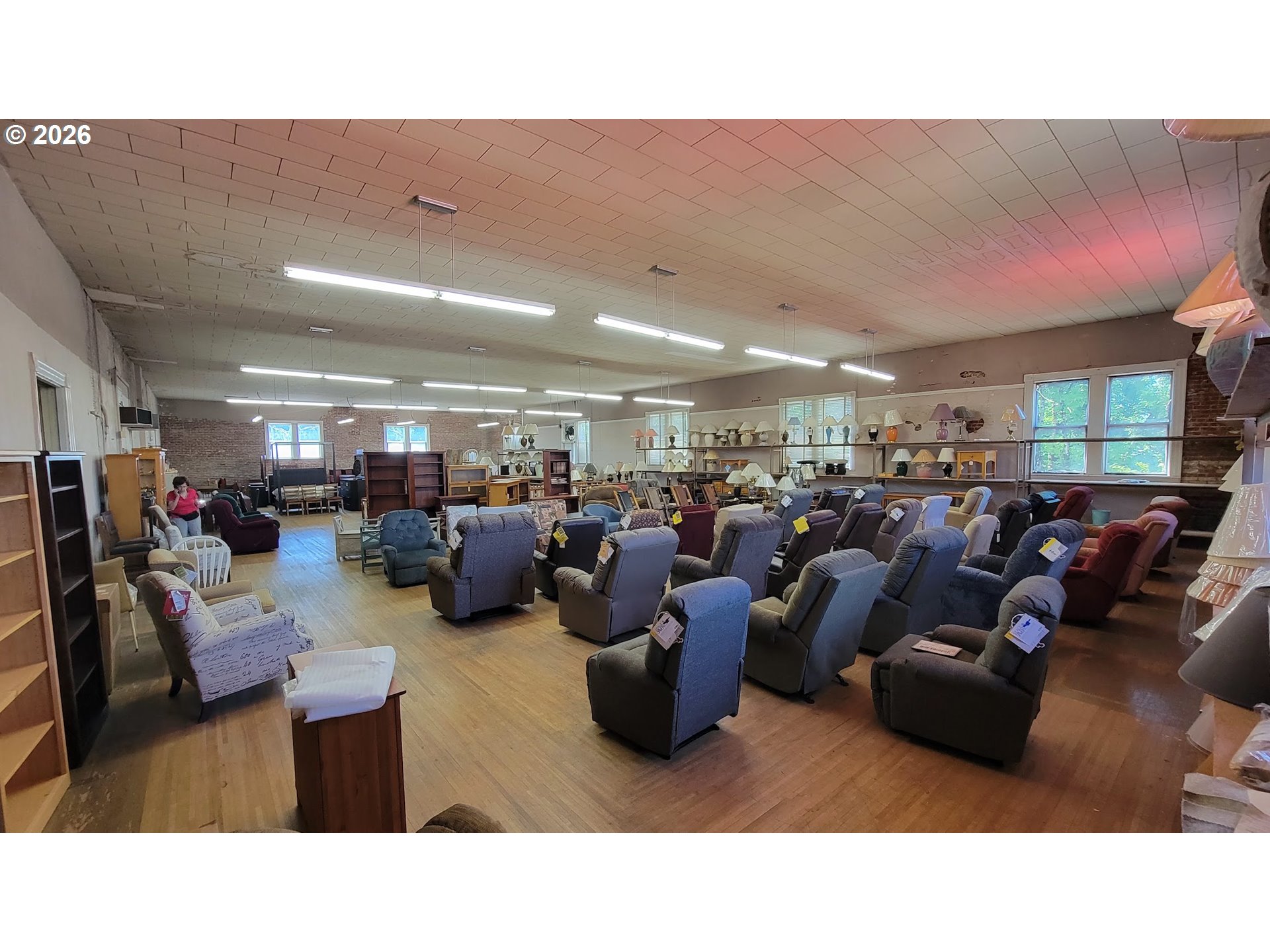 main property photo 5