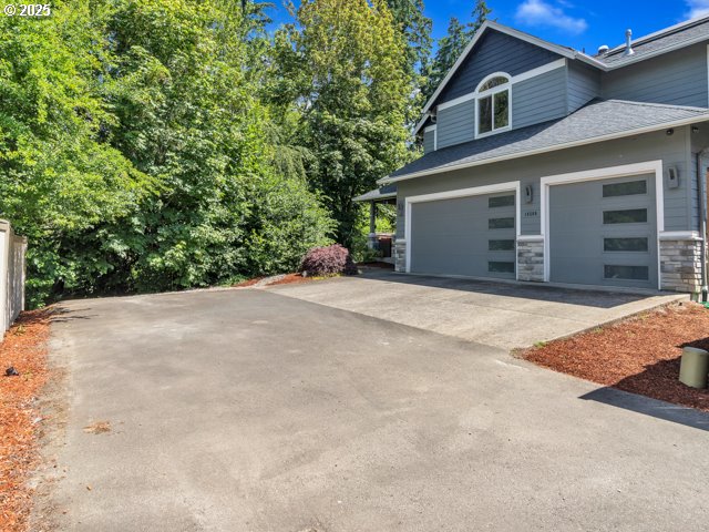 property viewer photo 2