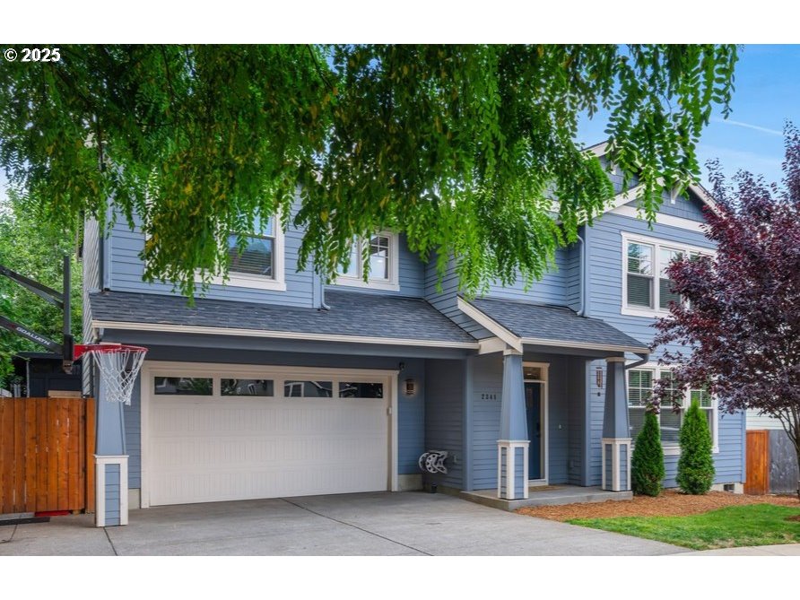 property viewer photo 1