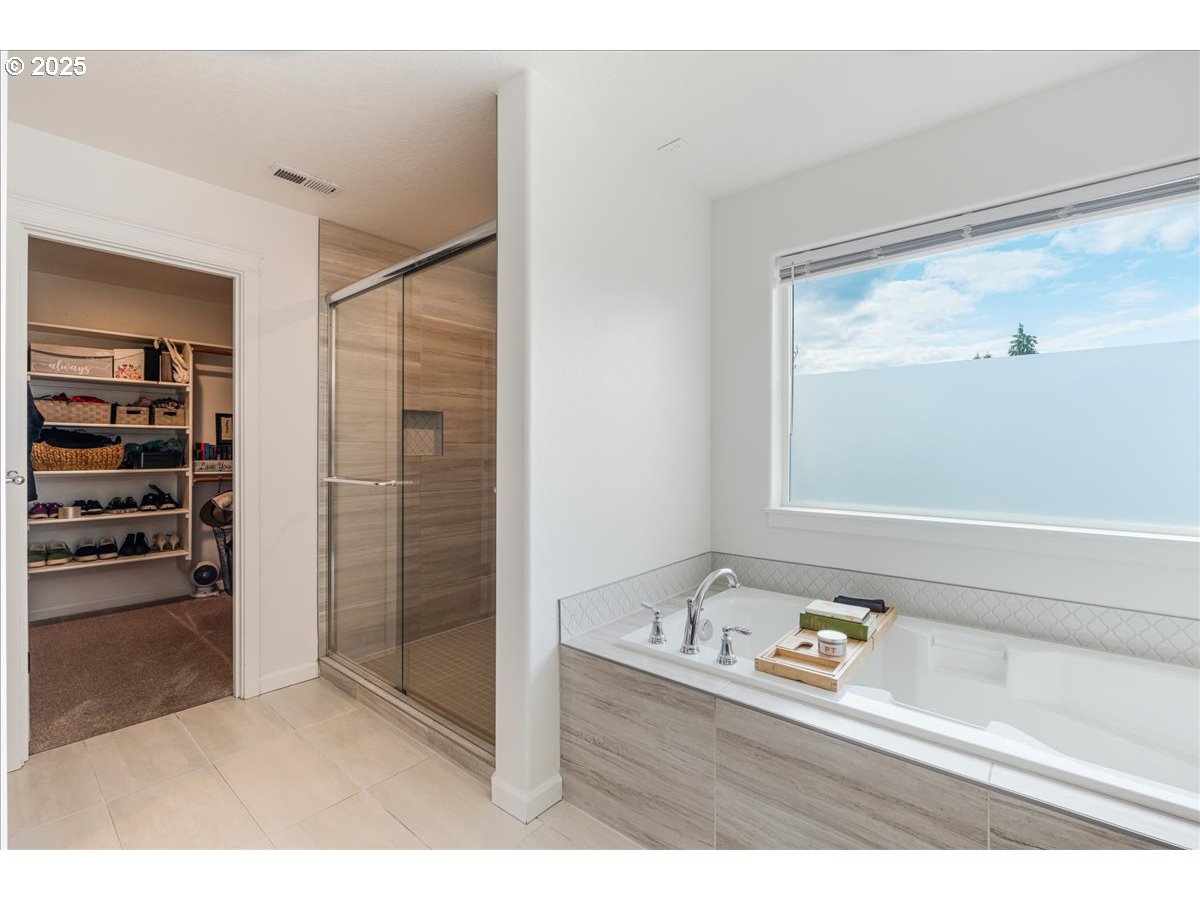 property viewer photo 11