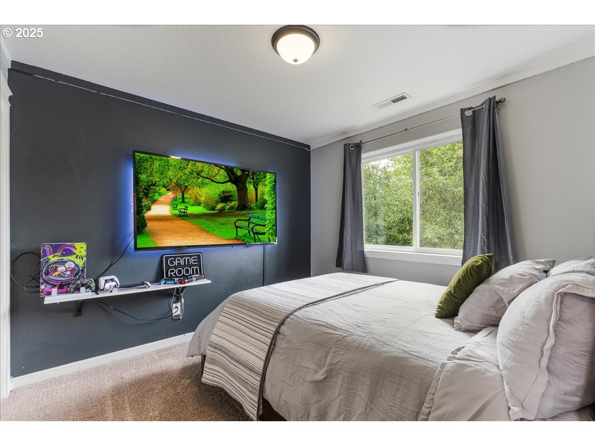 property viewer photo 13