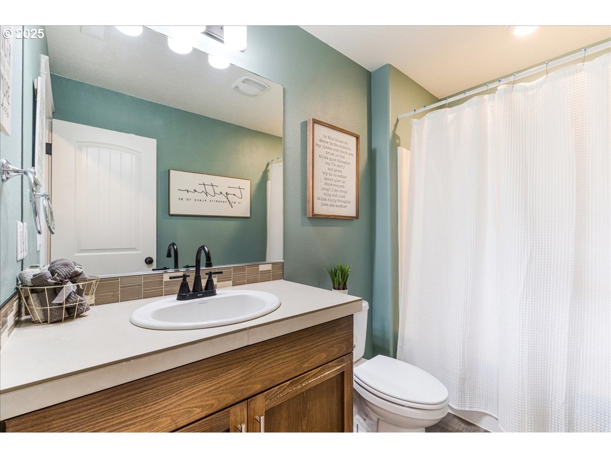 property viewer photo 15