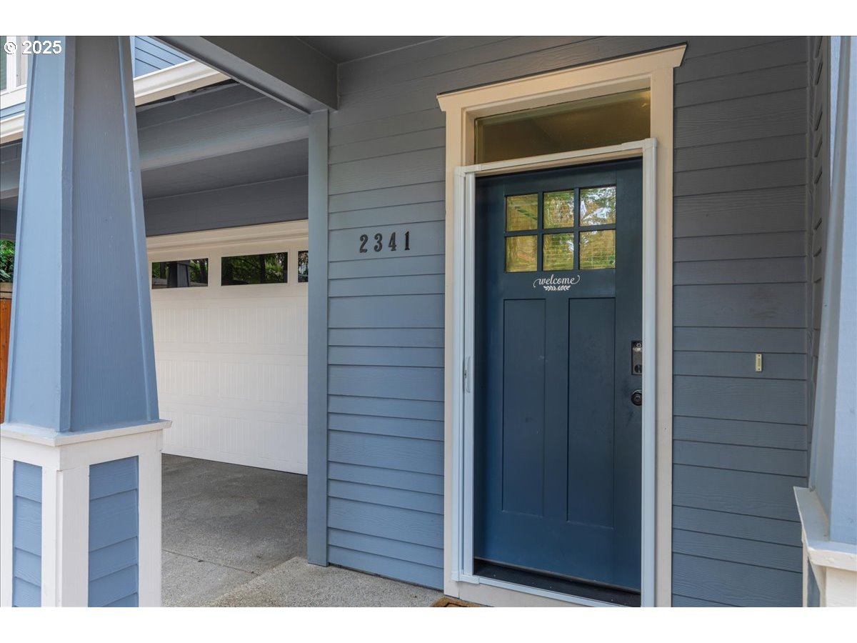 property viewer photo 2