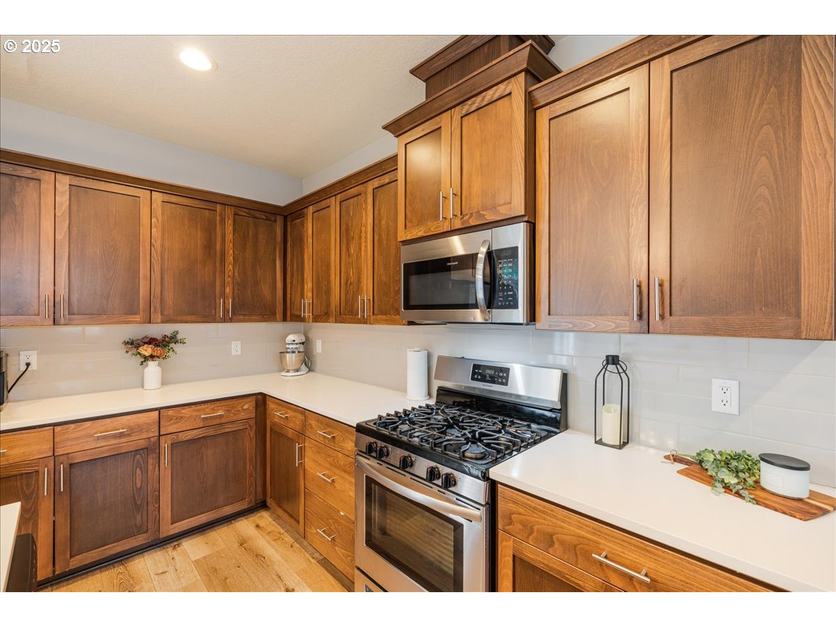 property viewer photo 3