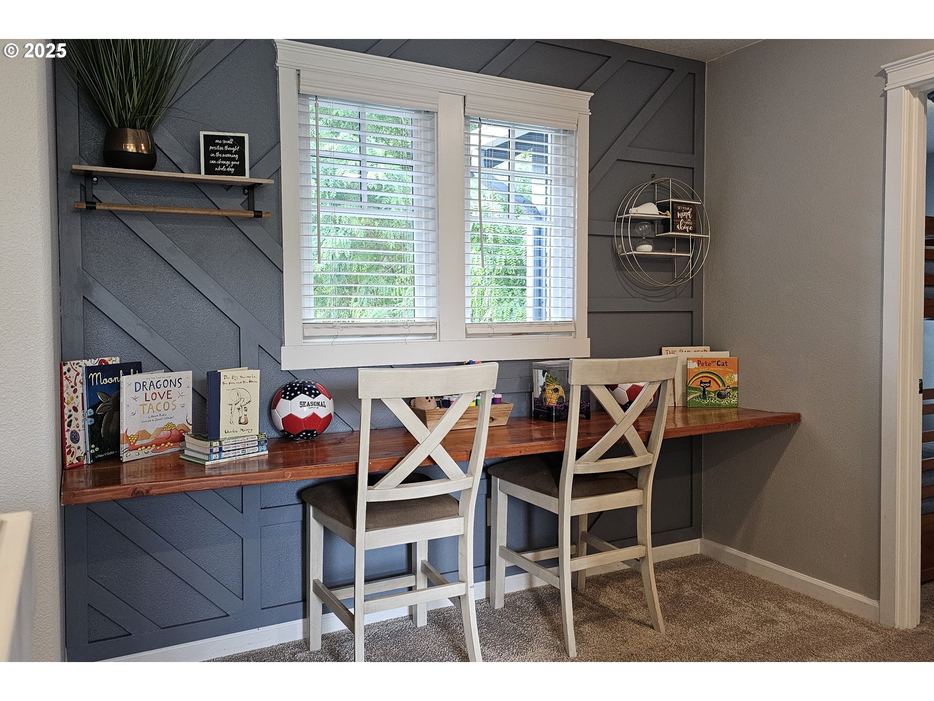 property viewer photo 7
