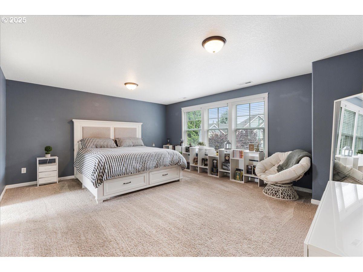 property viewer photo 8