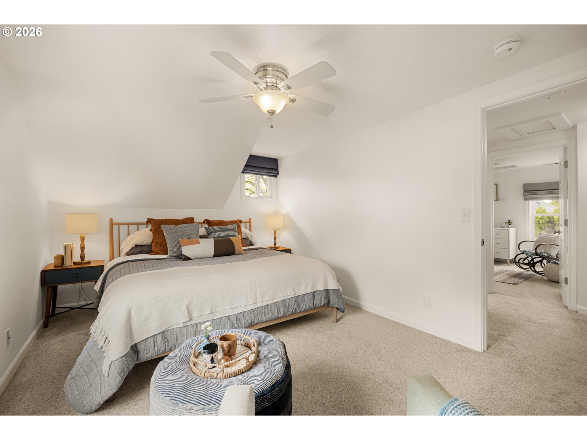 property viewer photo 23