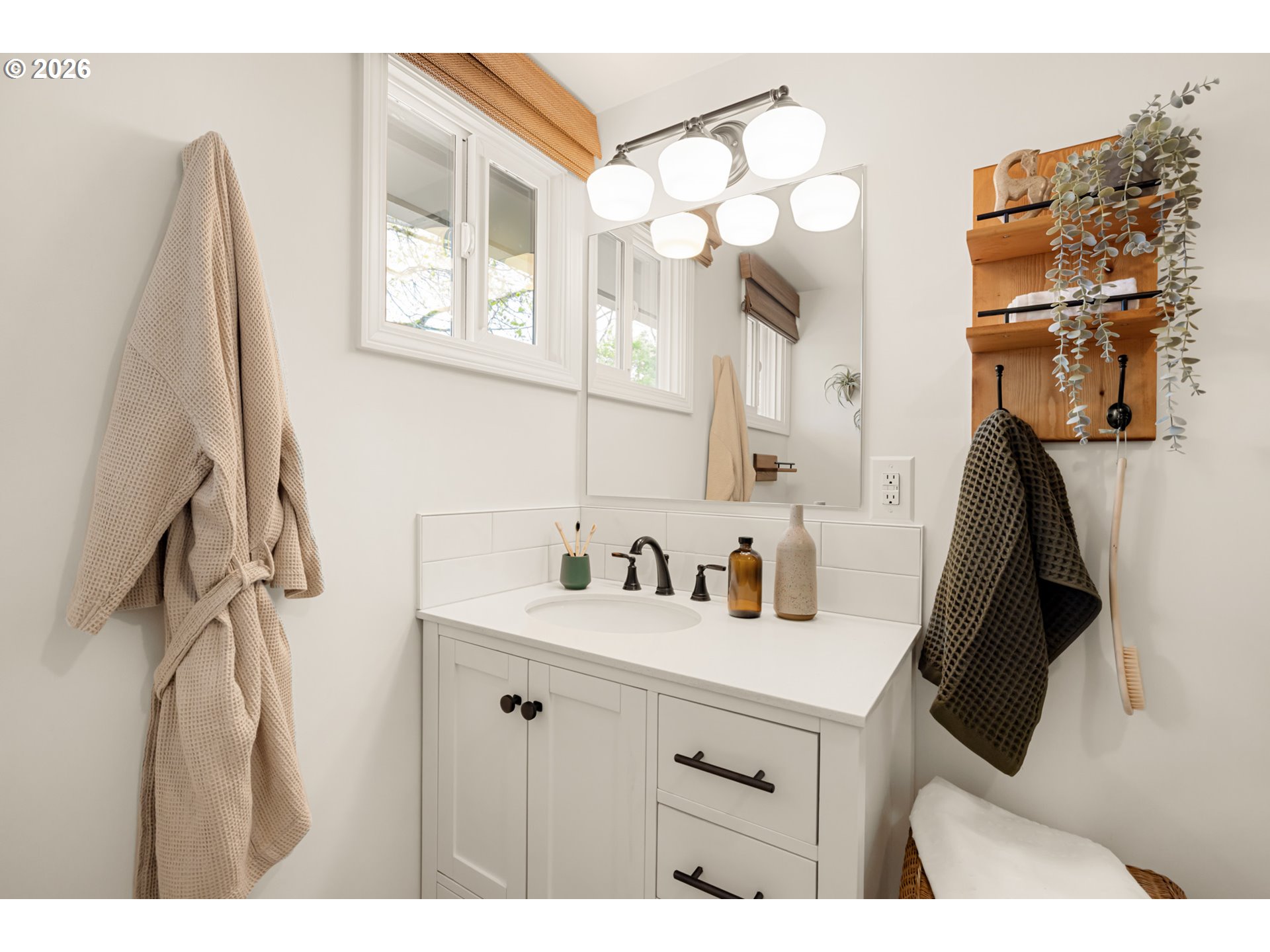 property viewer photo 25