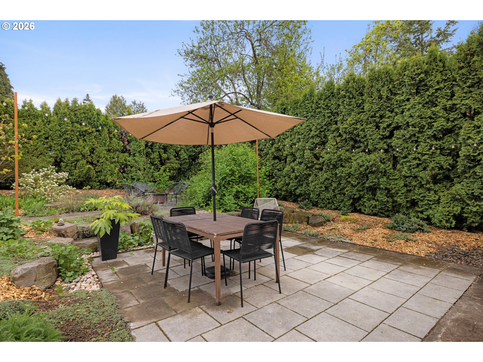 property viewer photo 31