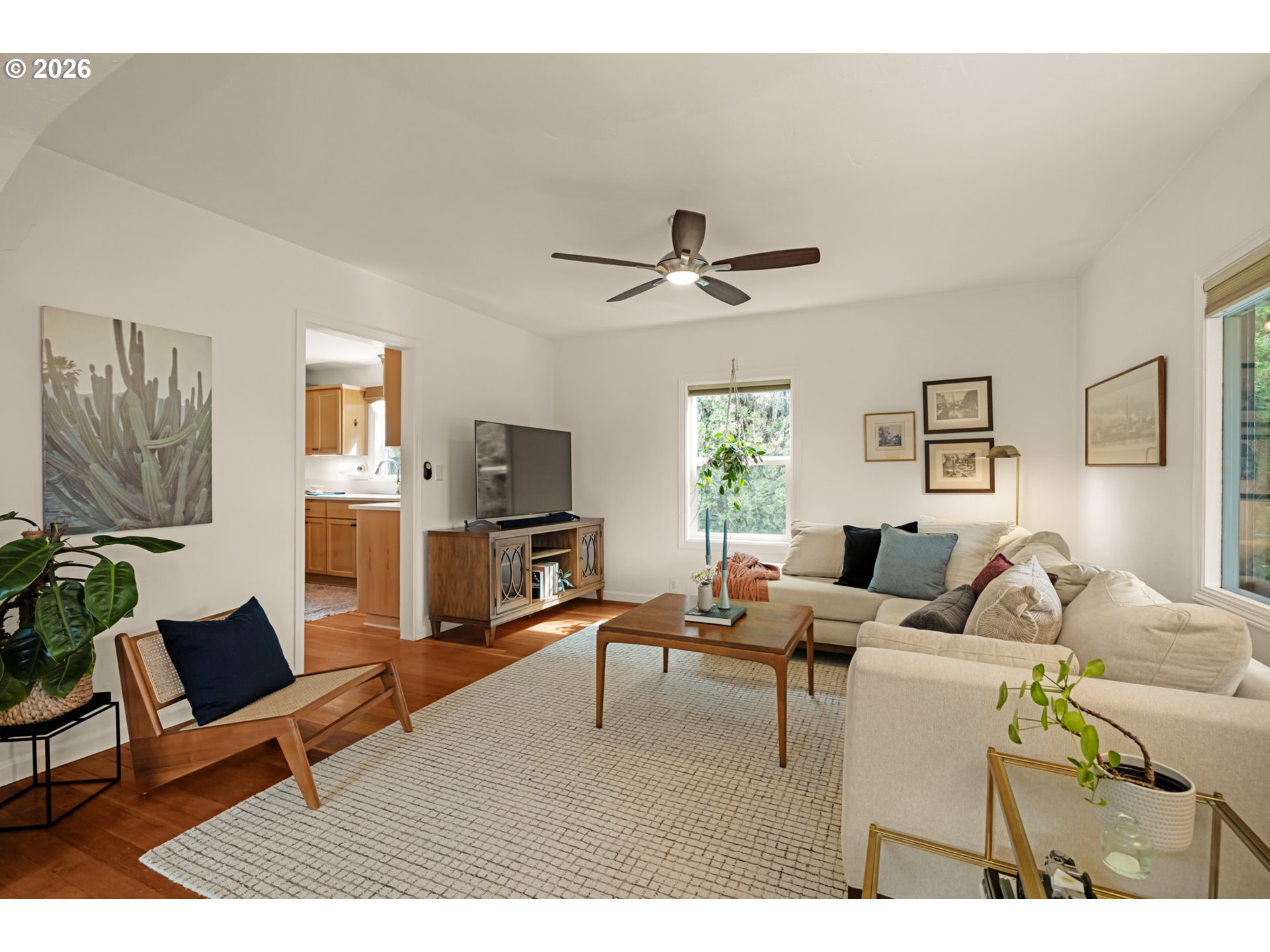 property viewer photo 6