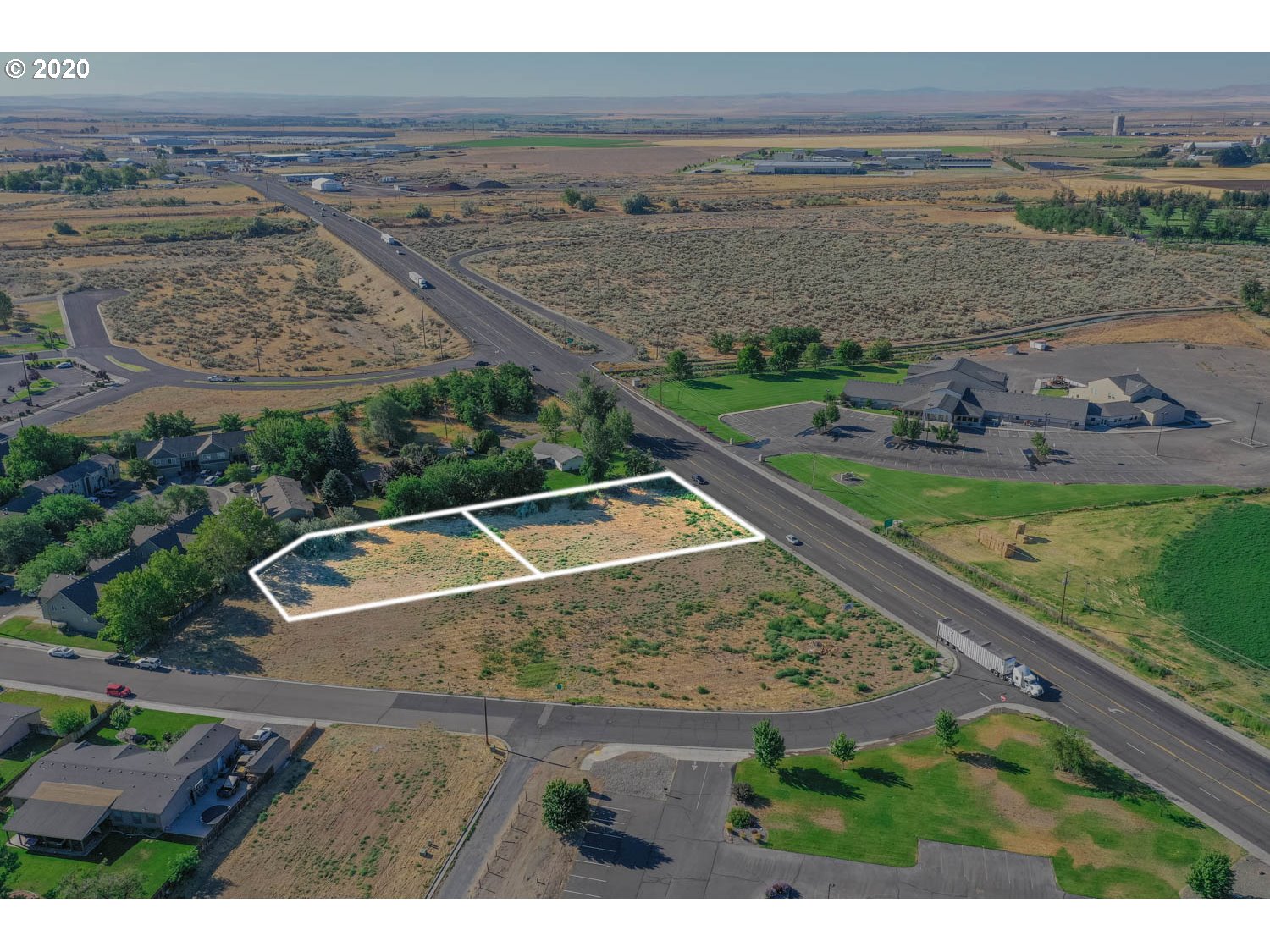 main property photo 5