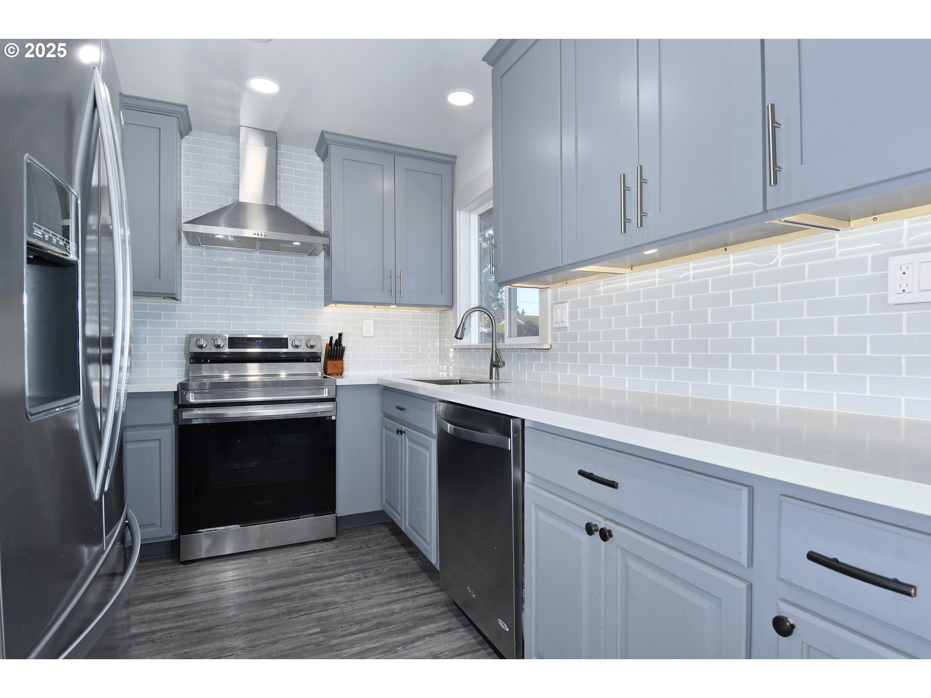 property viewer photo 10