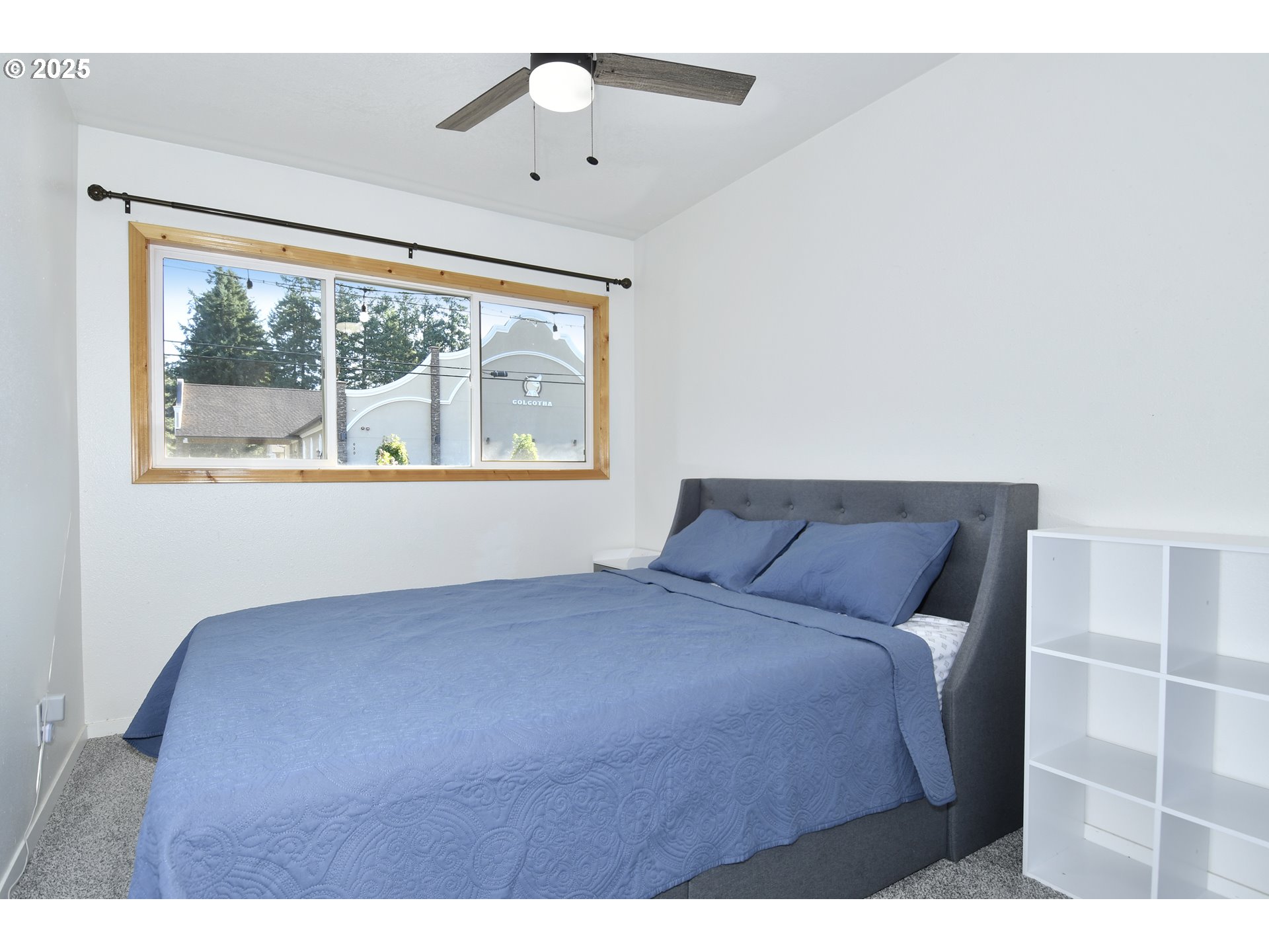 property viewer photo 12