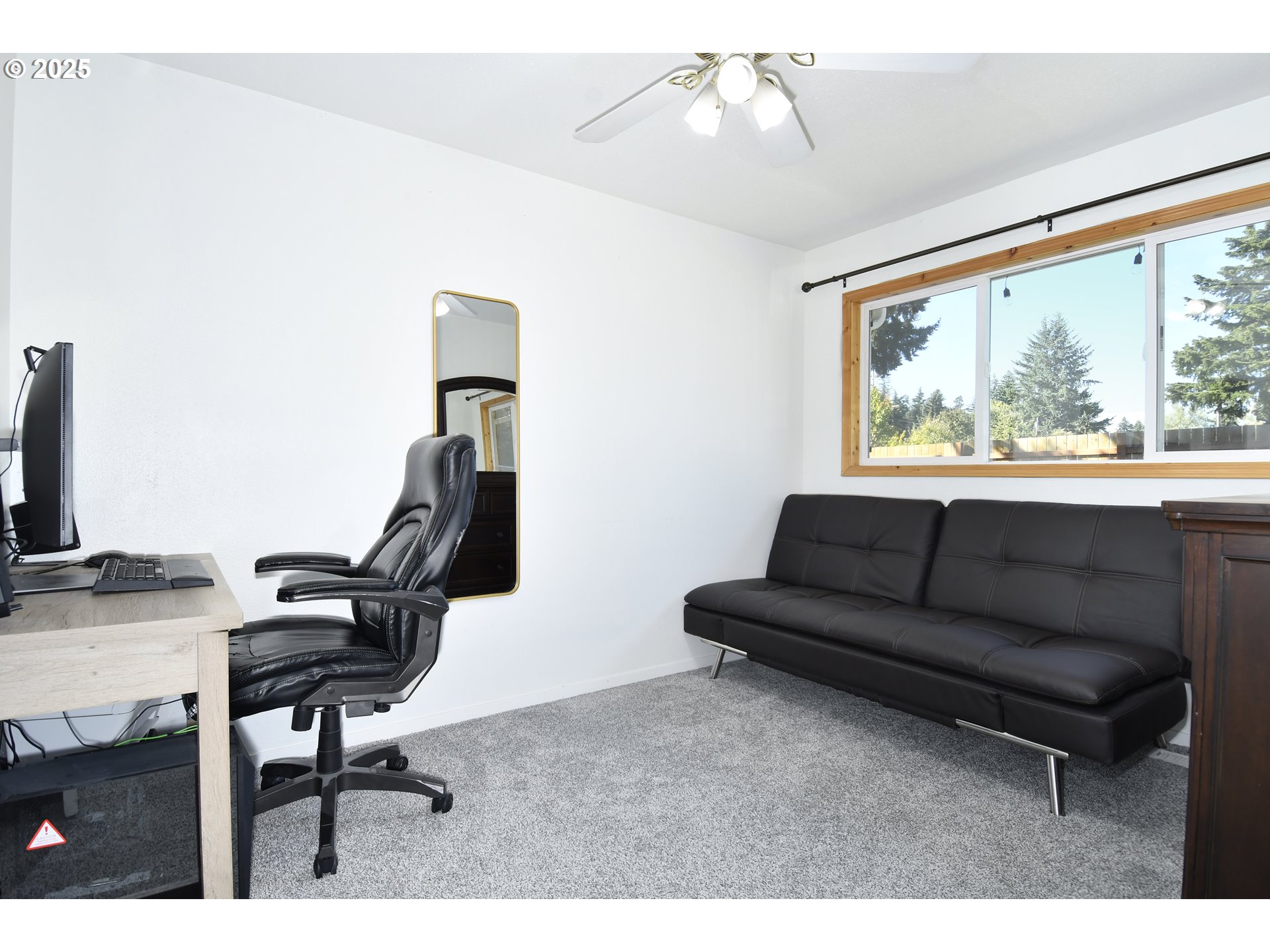 property viewer photo 14