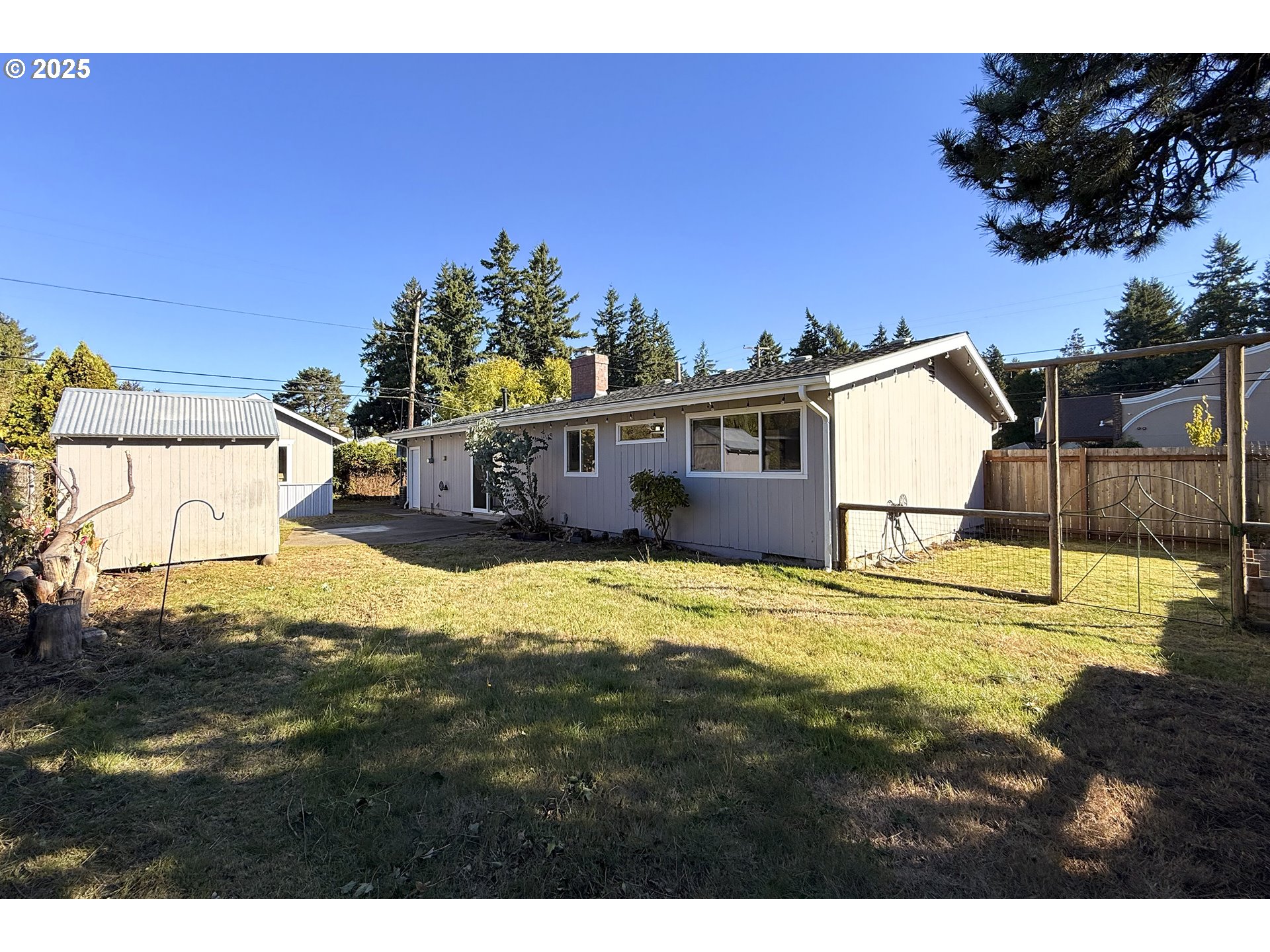 property viewer photo 17