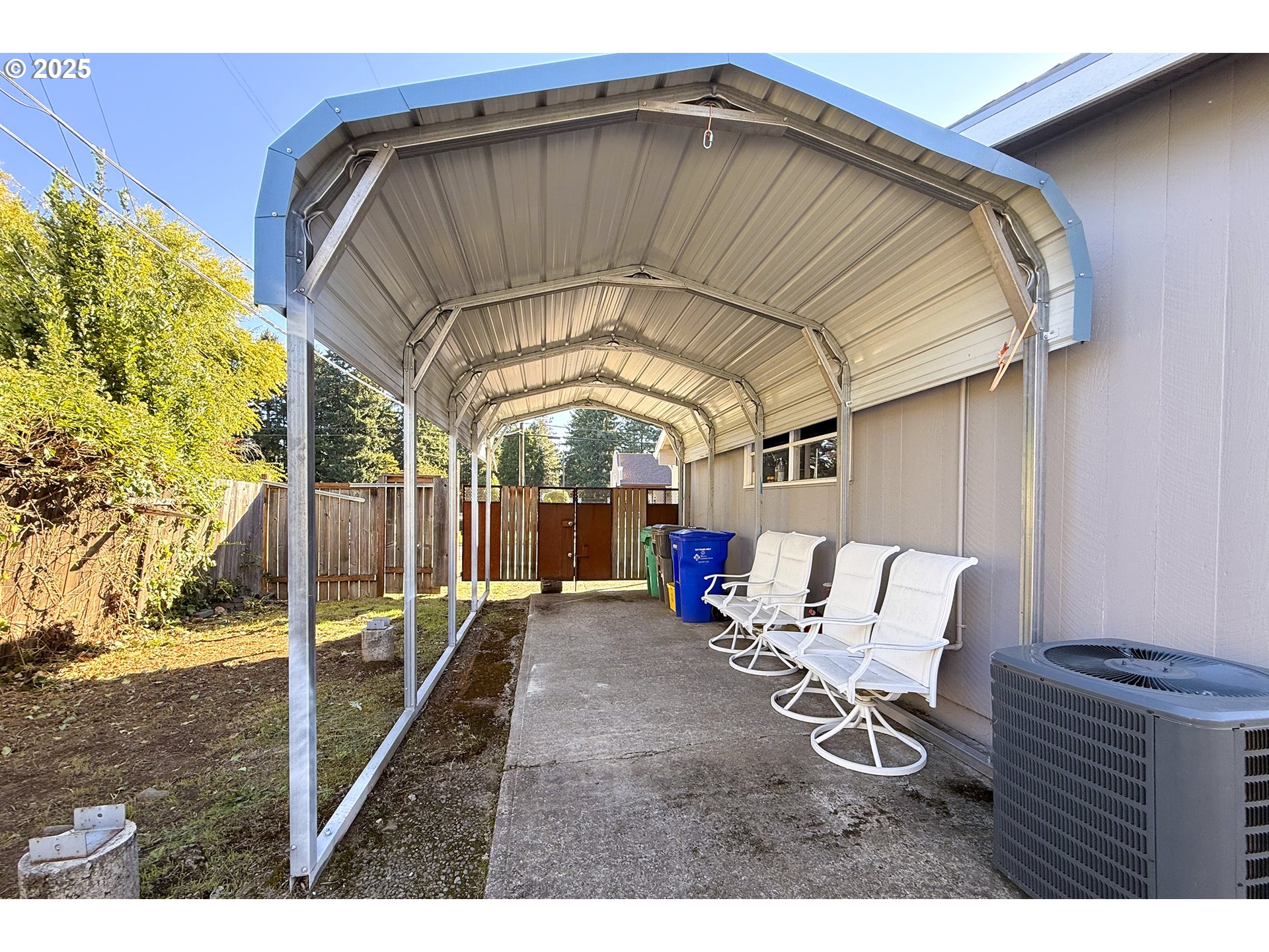 property viewer photo 24