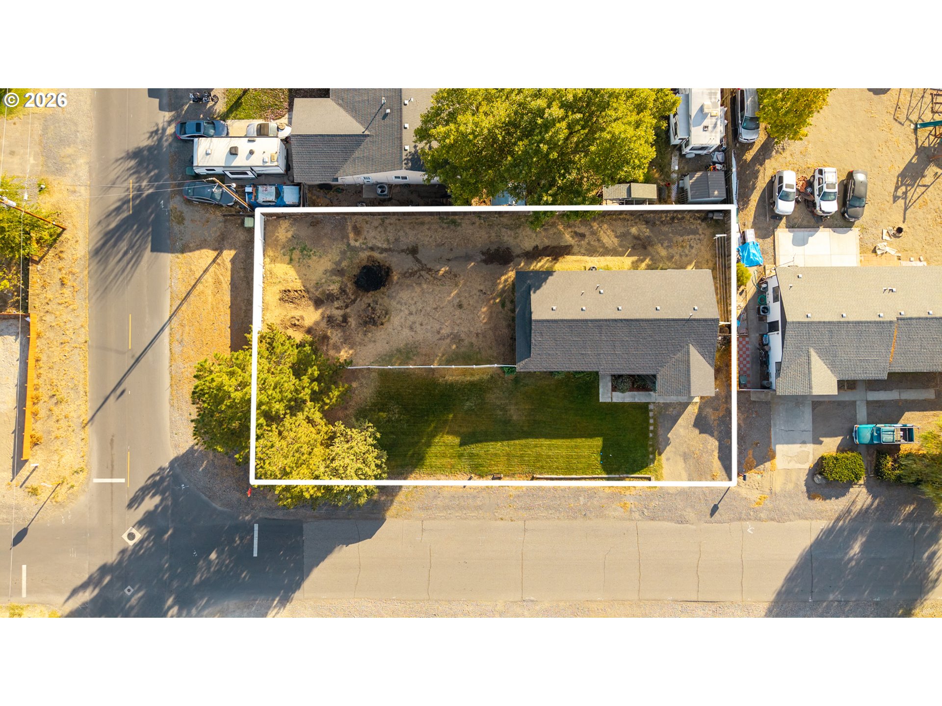 main property photo 25