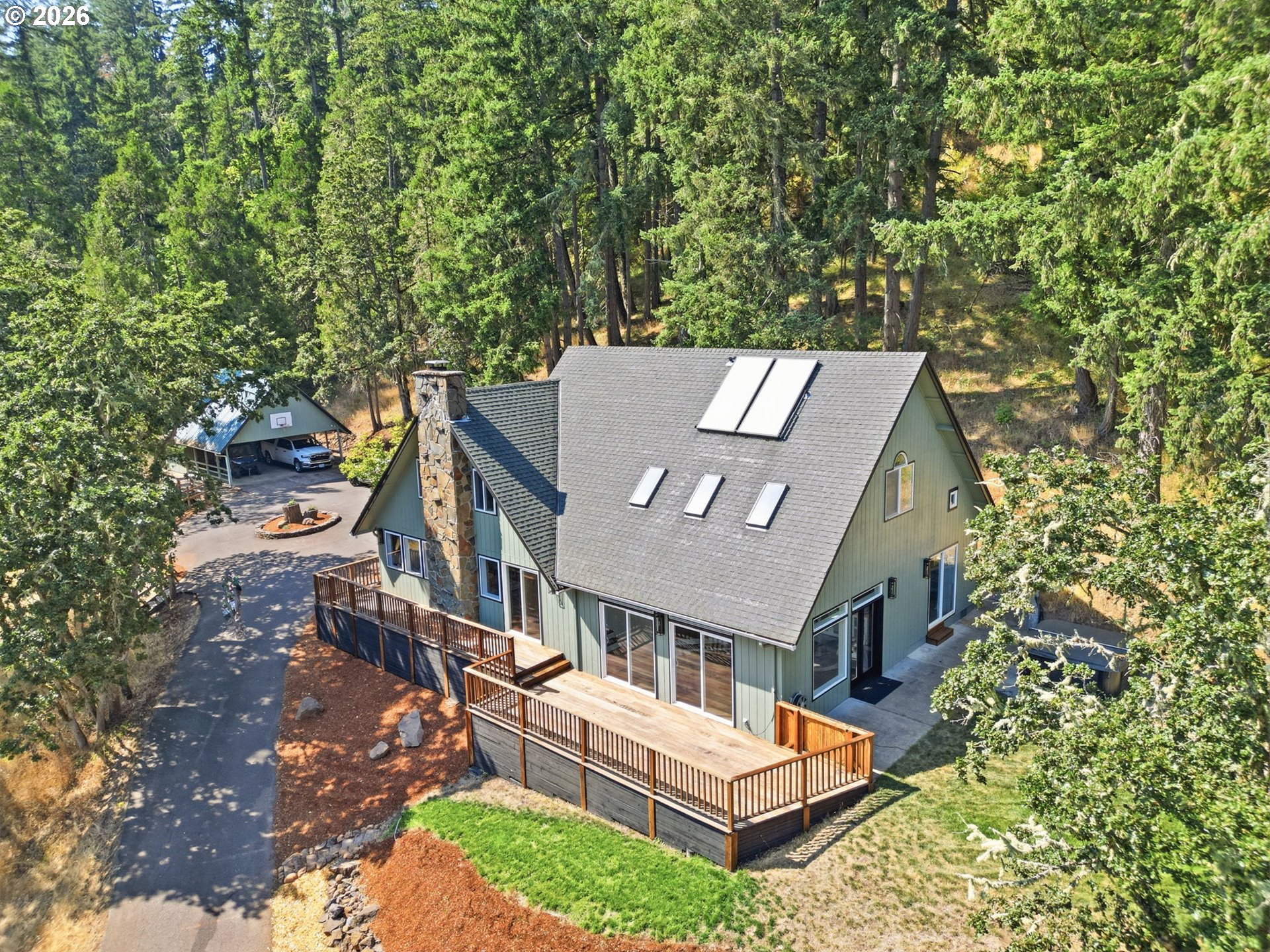 main property photo 4