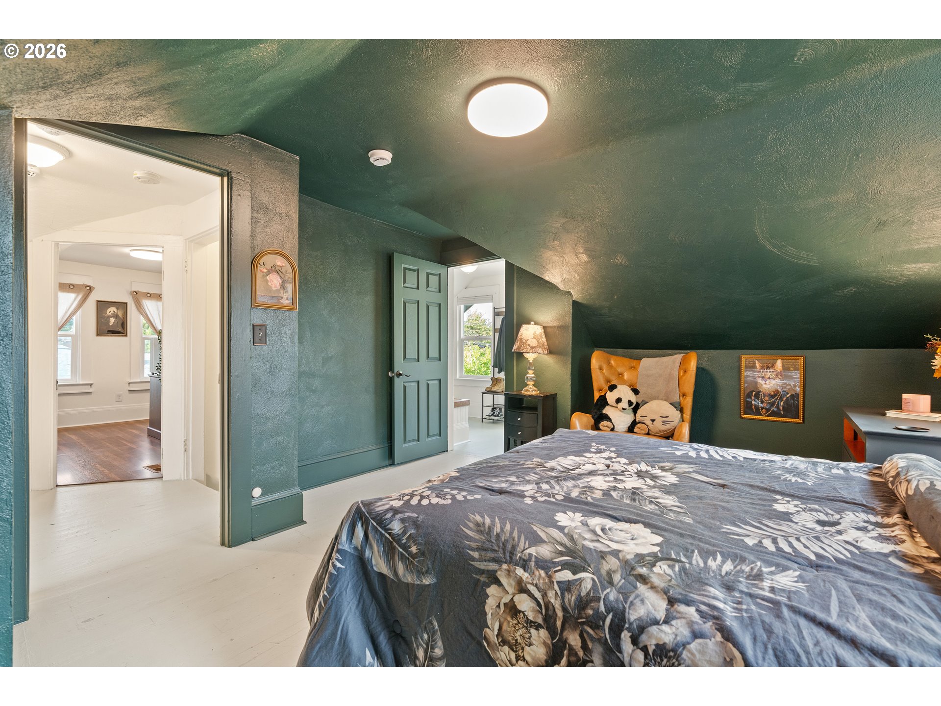 main property photo 20