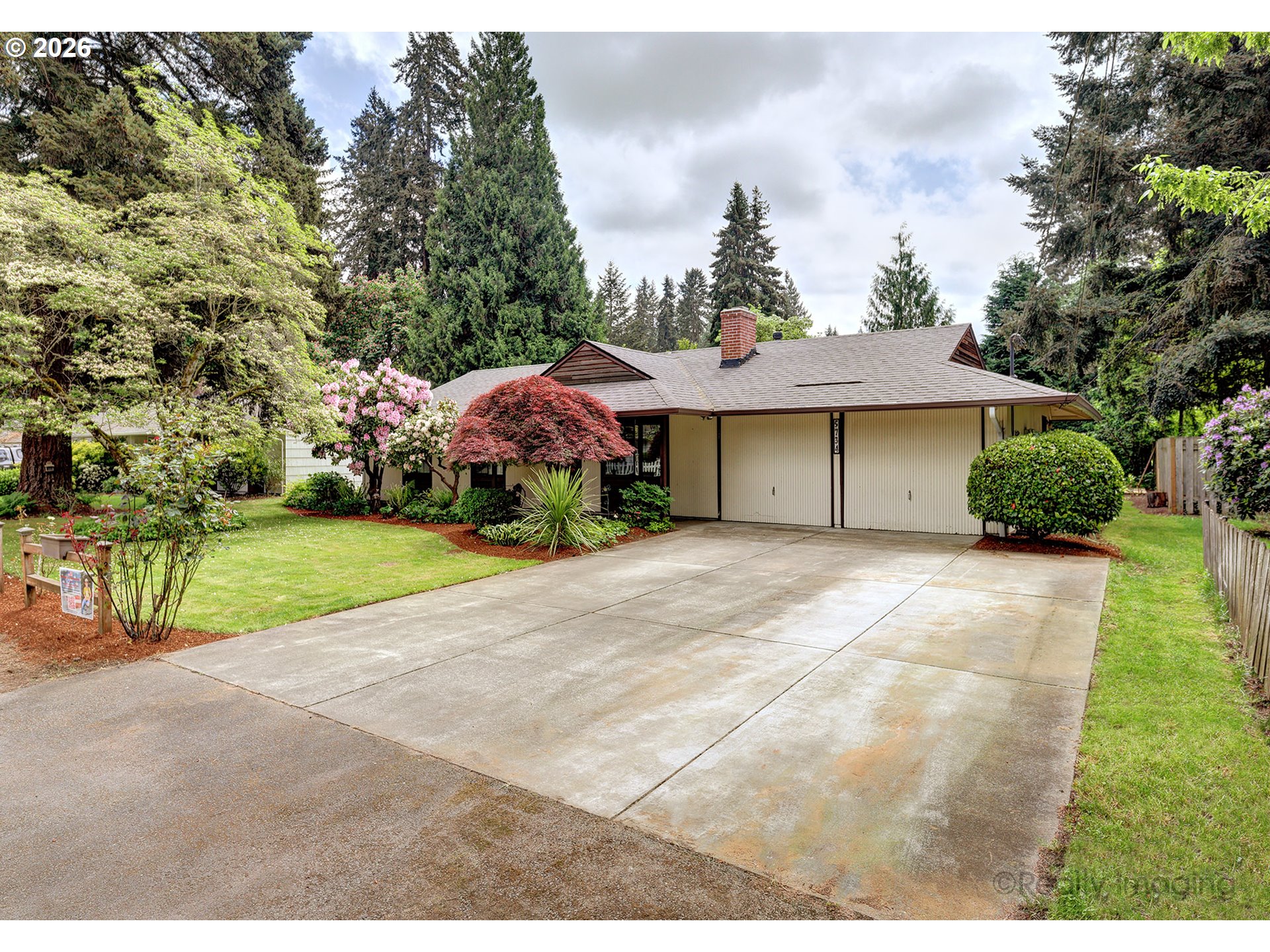 property viewer photo 1