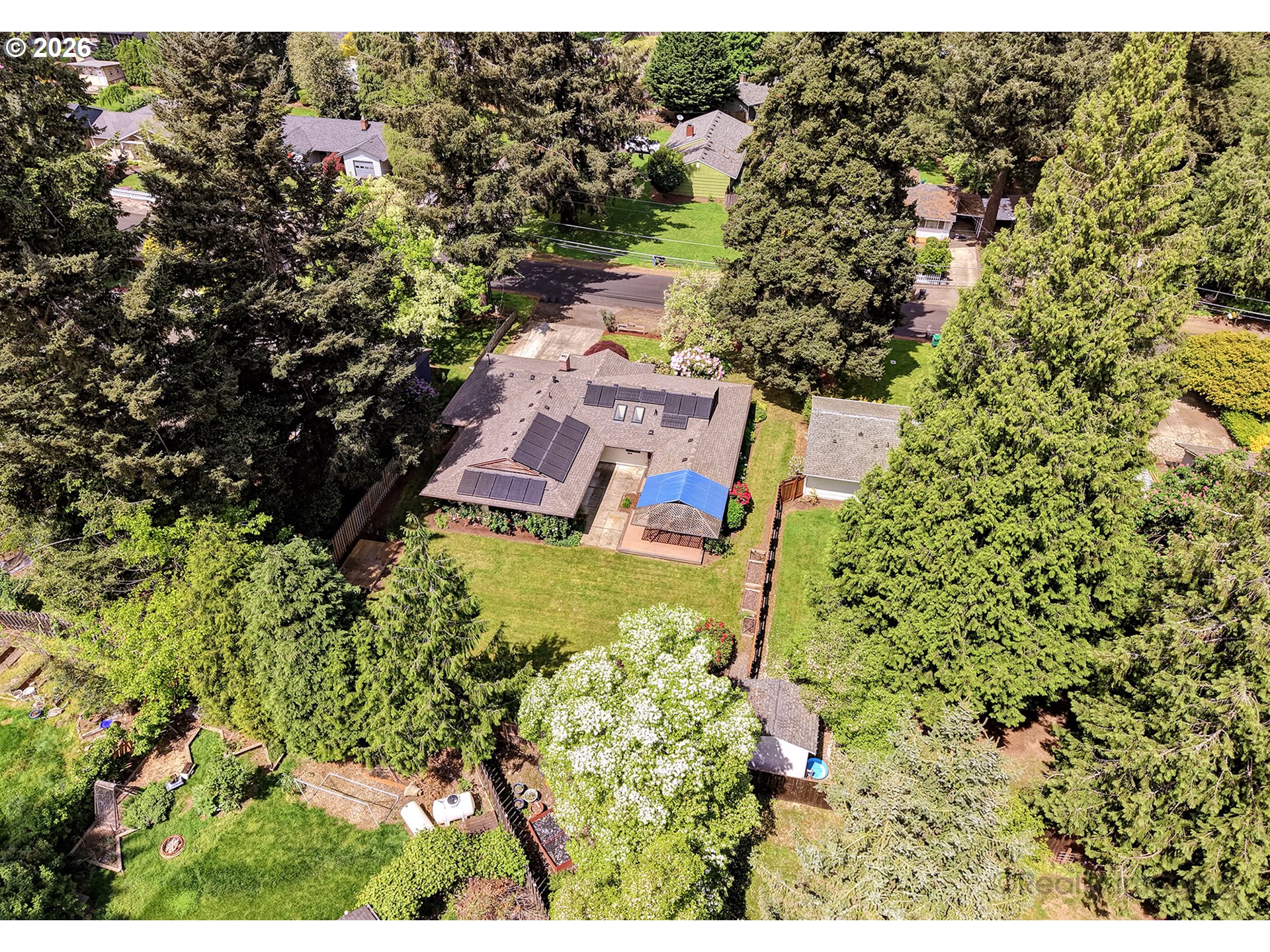 property viewer photo 20