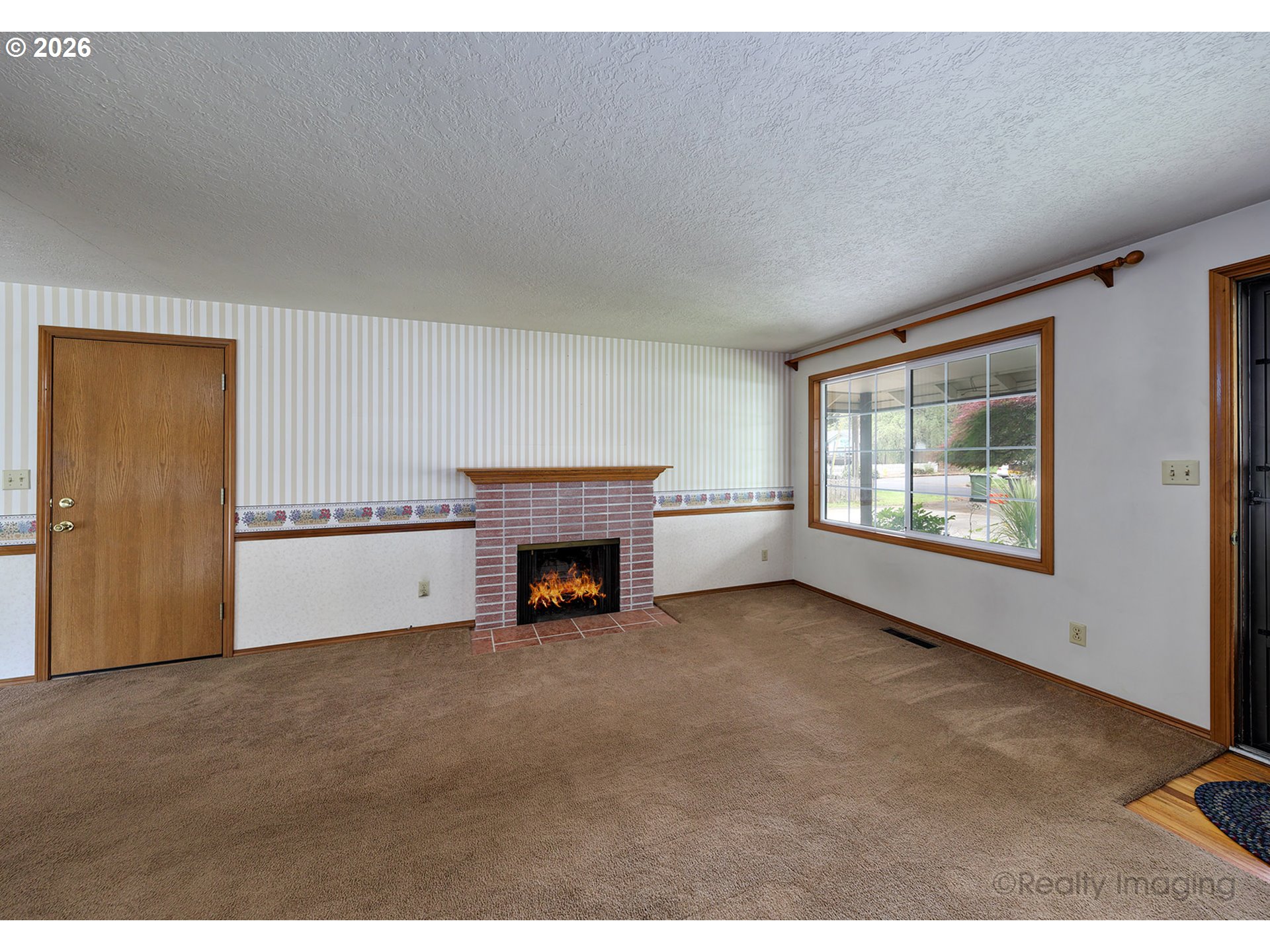 property viewer photo 3