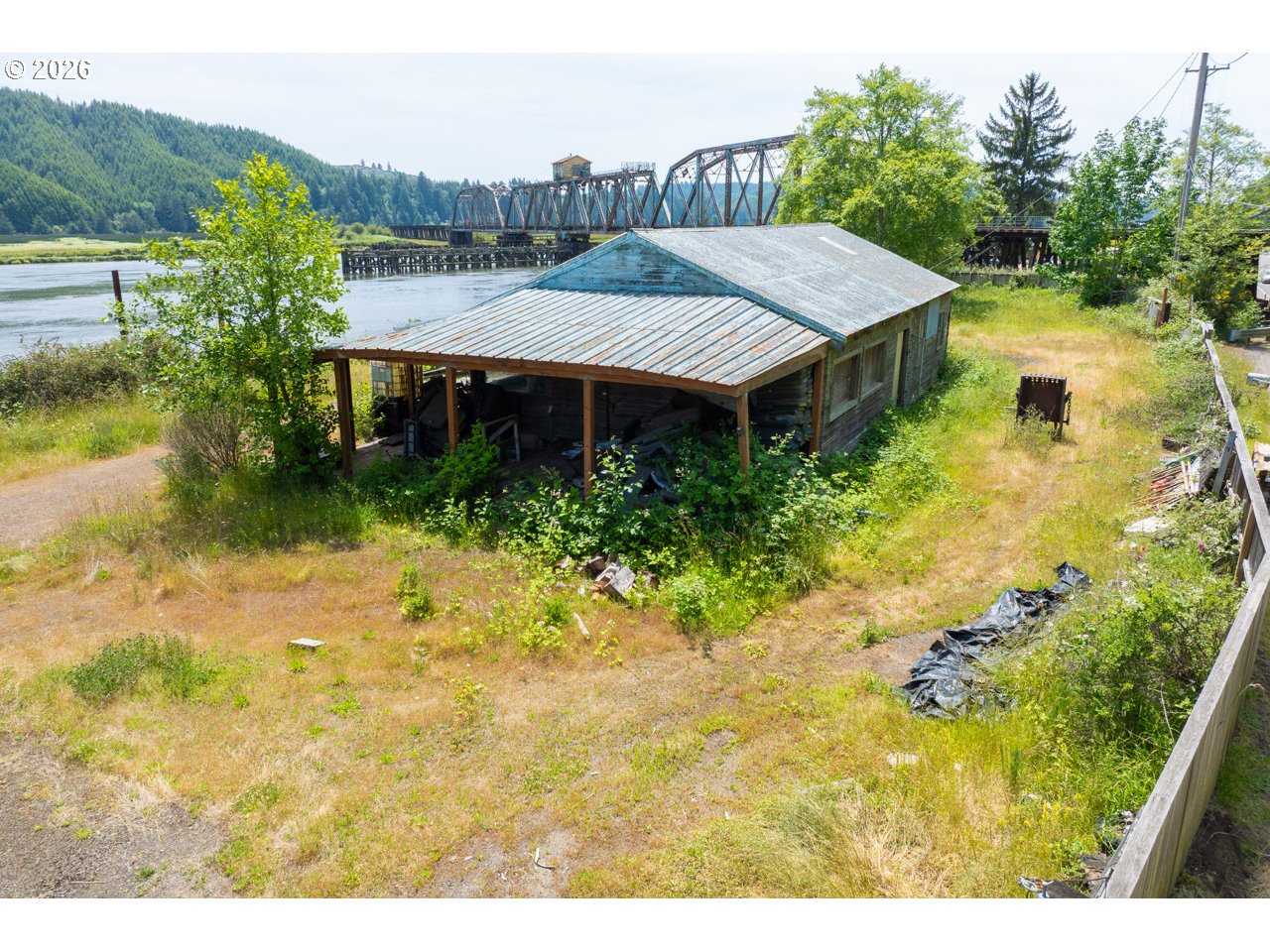 main property photo 4