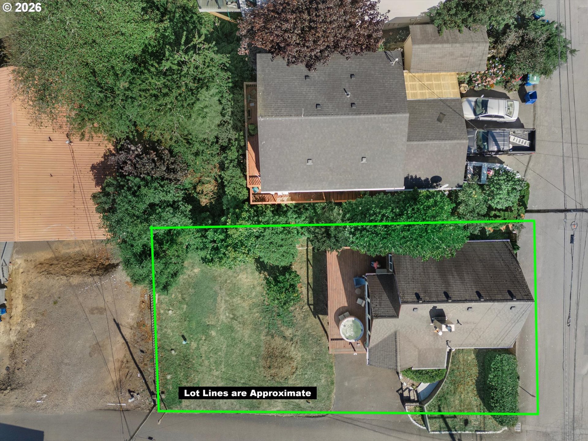 main property photo 32