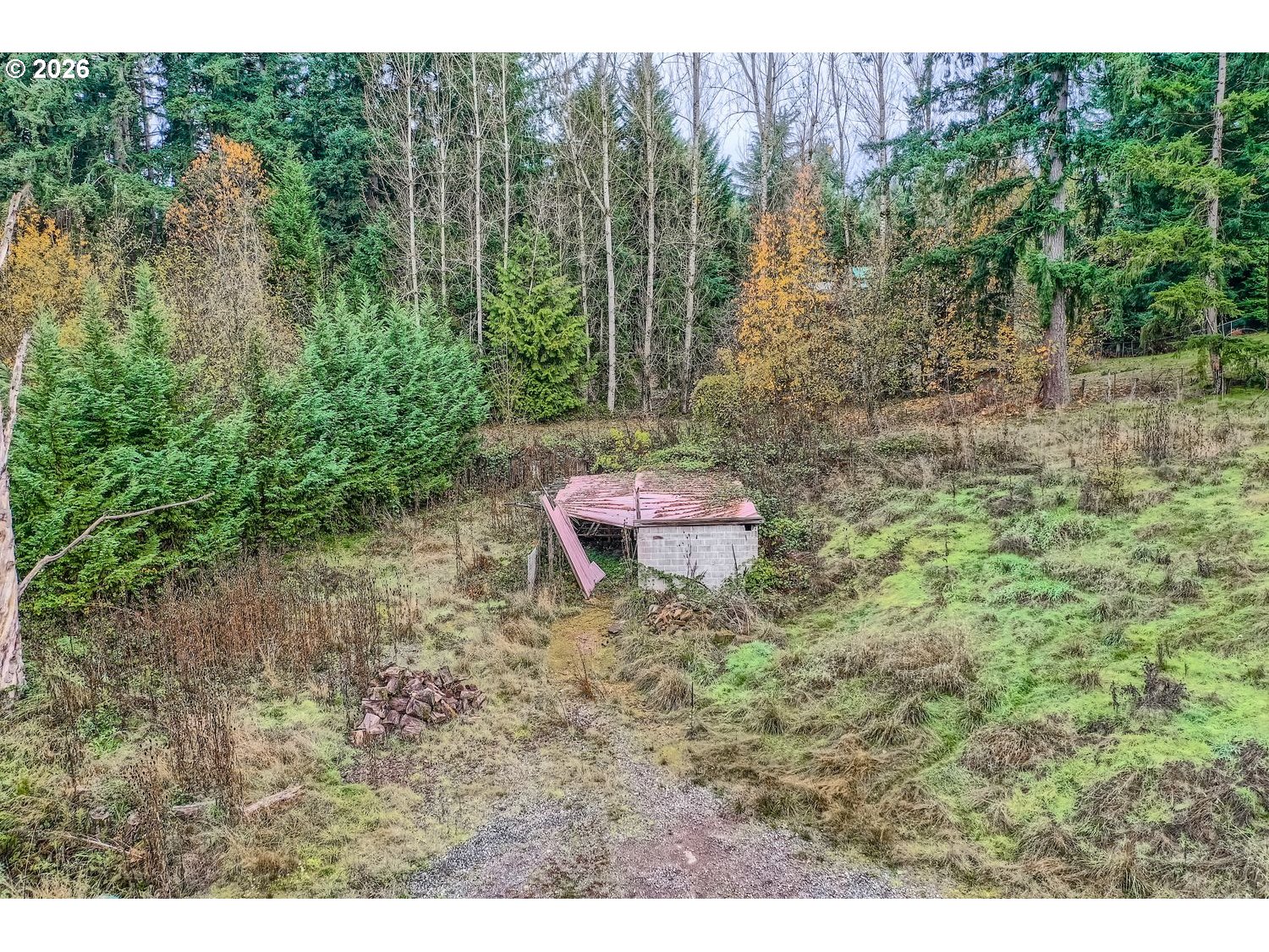 main property photo 37