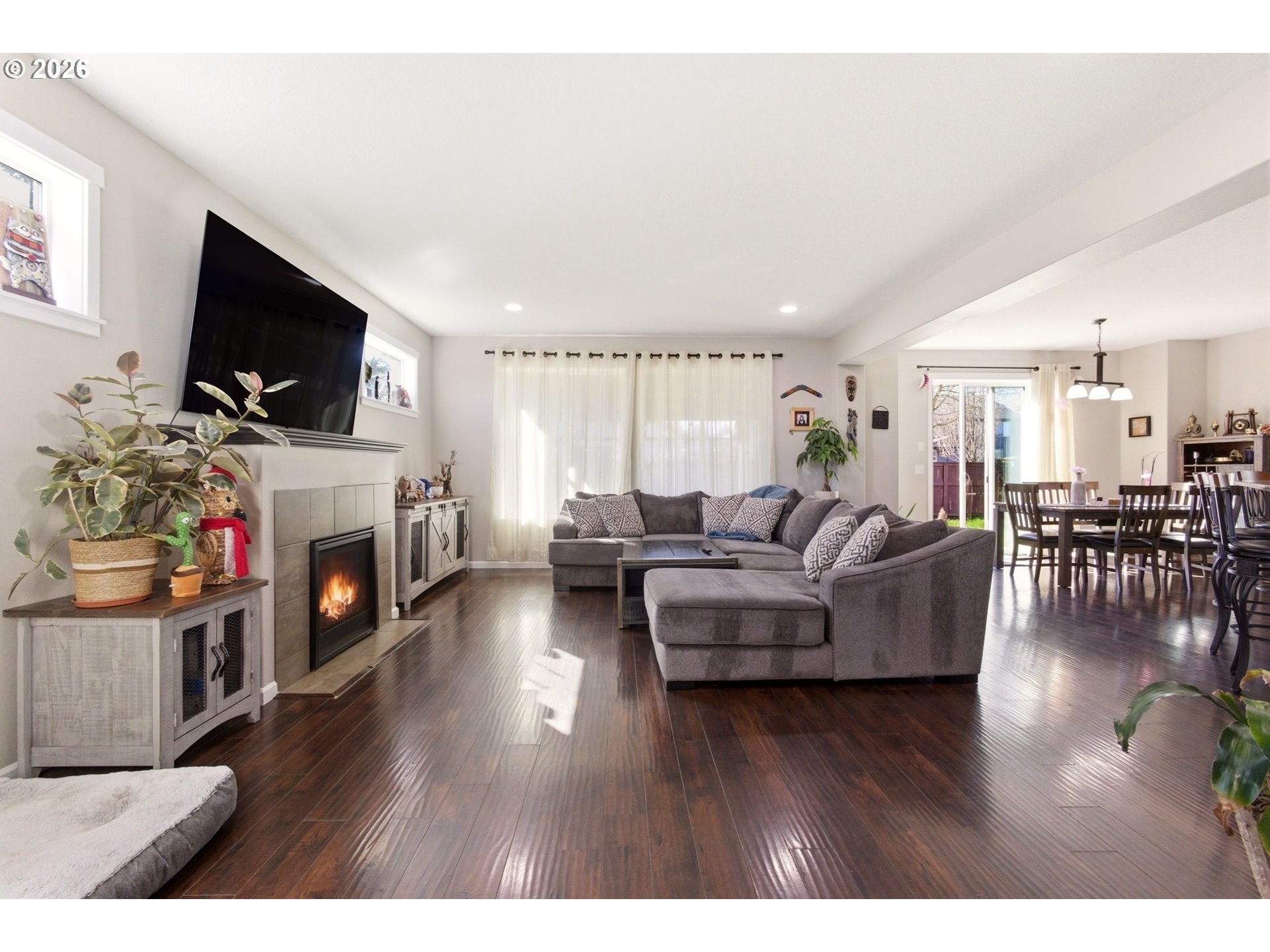 property viewer photo 1