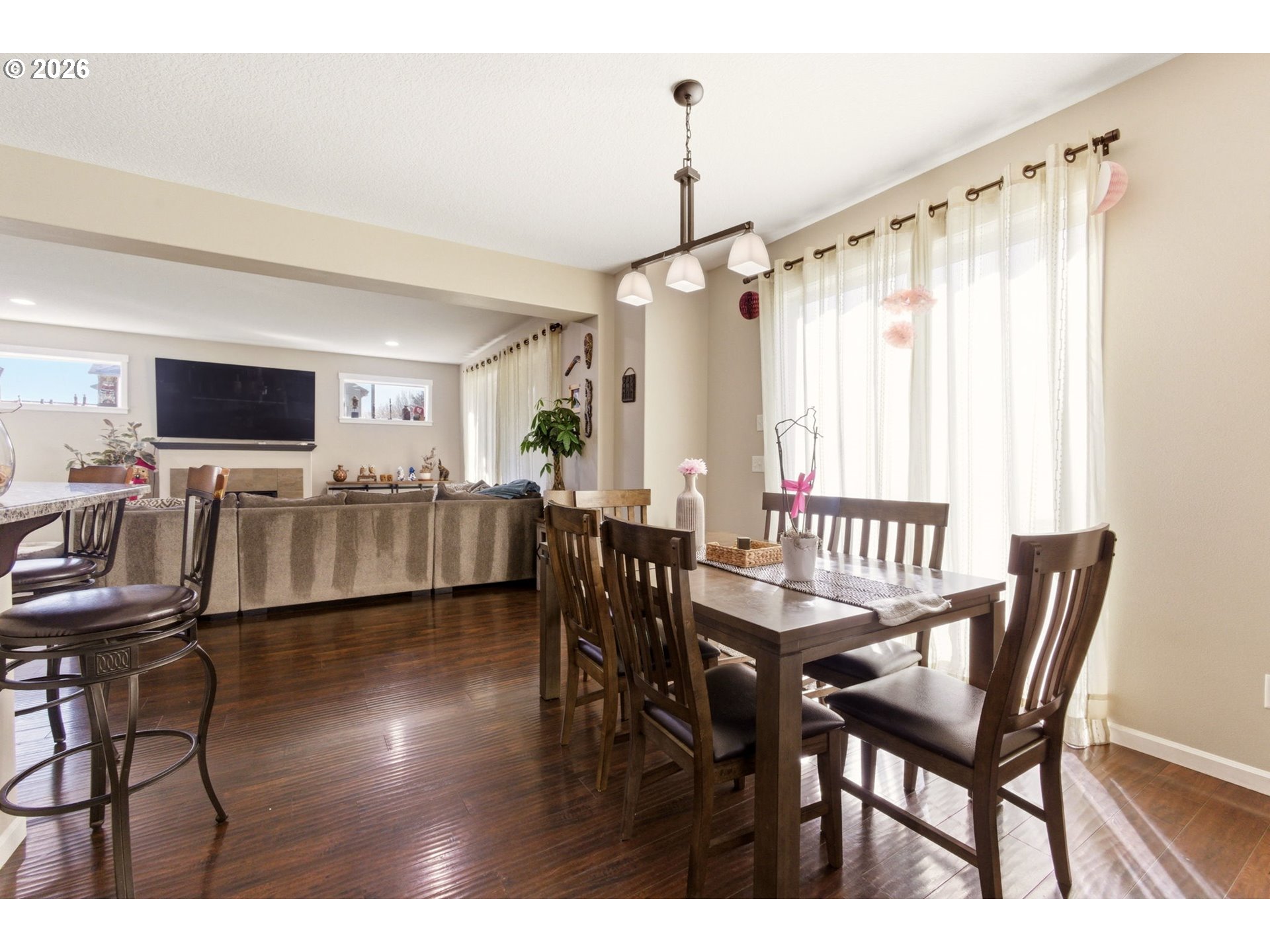 property viewer photo 10