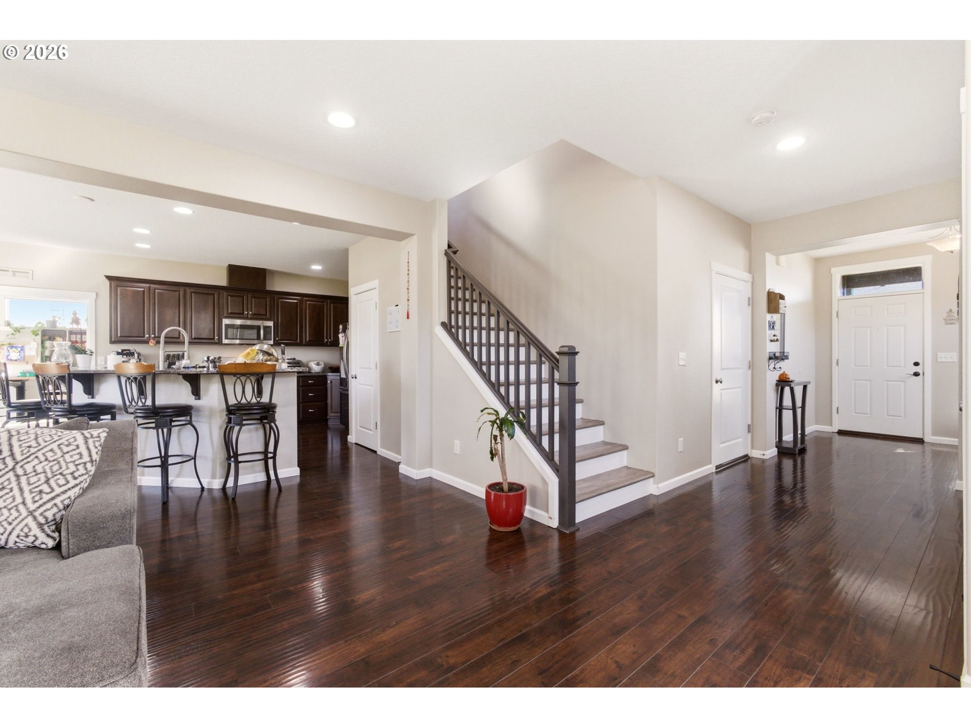 property viewer photo 16